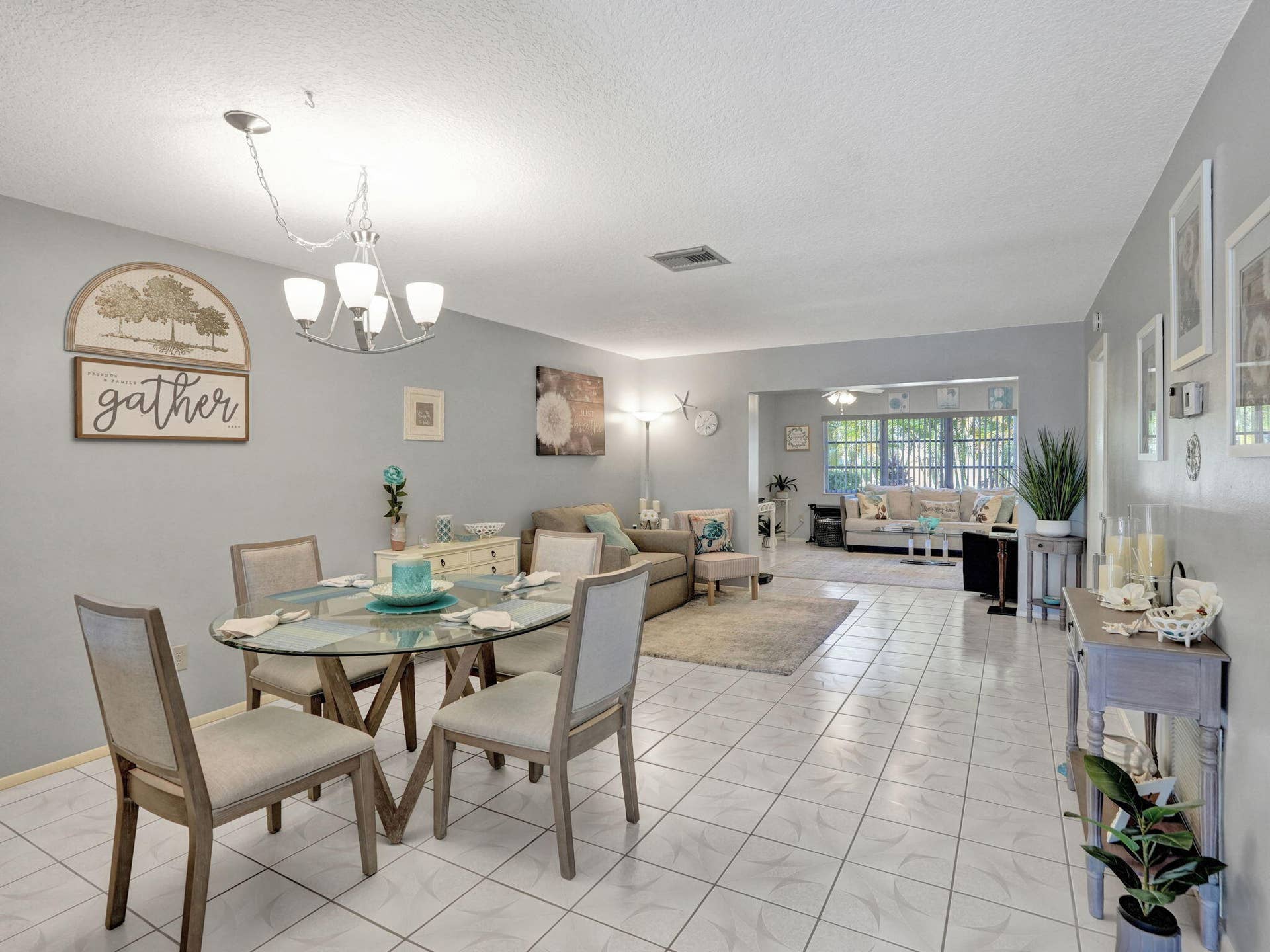 17-web-or-mls-DSC07925 2886 Fernley Dr E