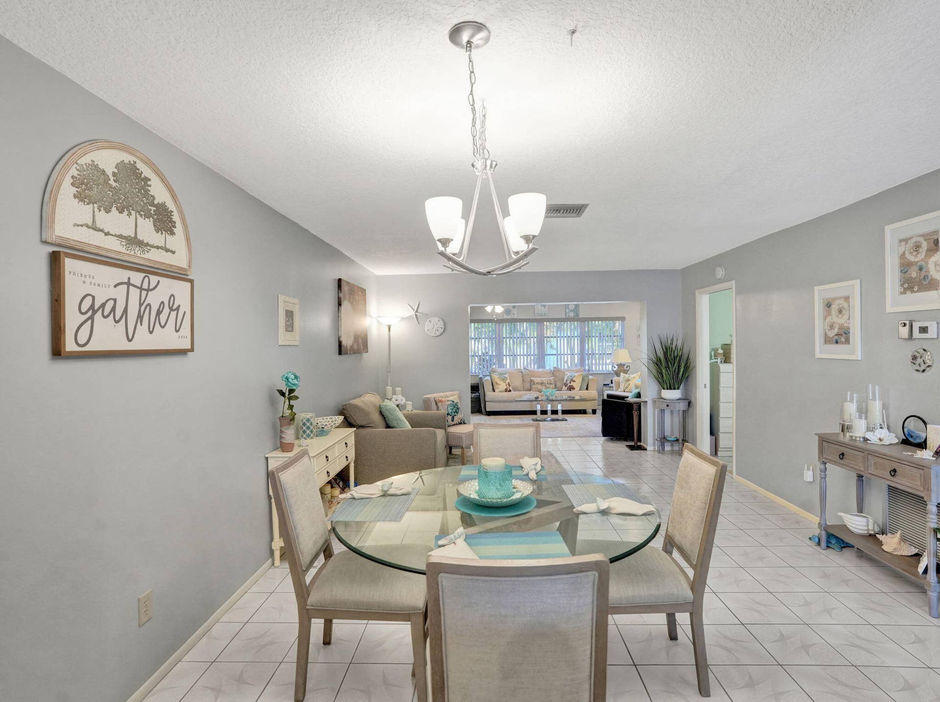 10-web-or-mls-DSC07904 2886 Fernley Dr E