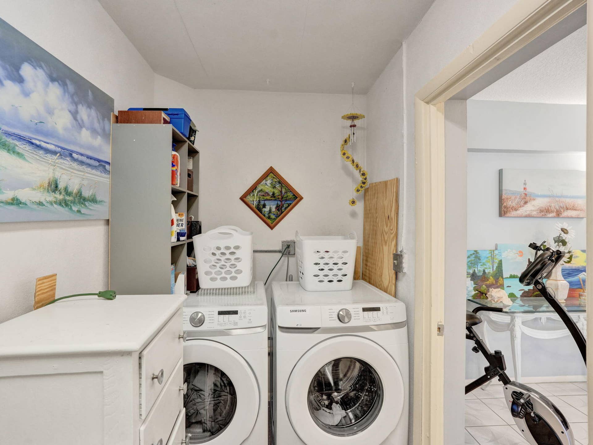 32-web-or-mls-DSC07970 2886 Fernley Dr E