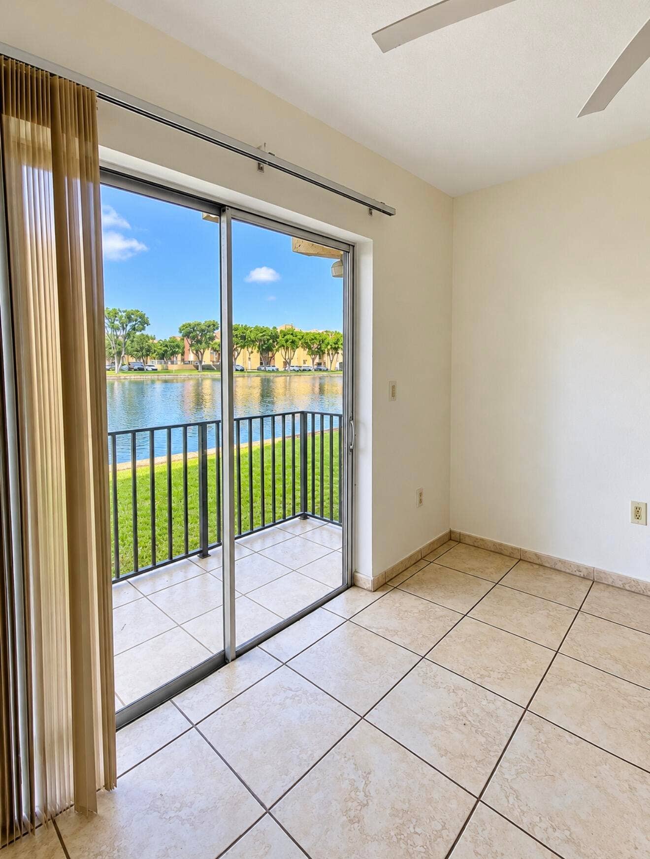 4709 NW 7th Street, #109-9, Miami, FL 33126 IMG_7264