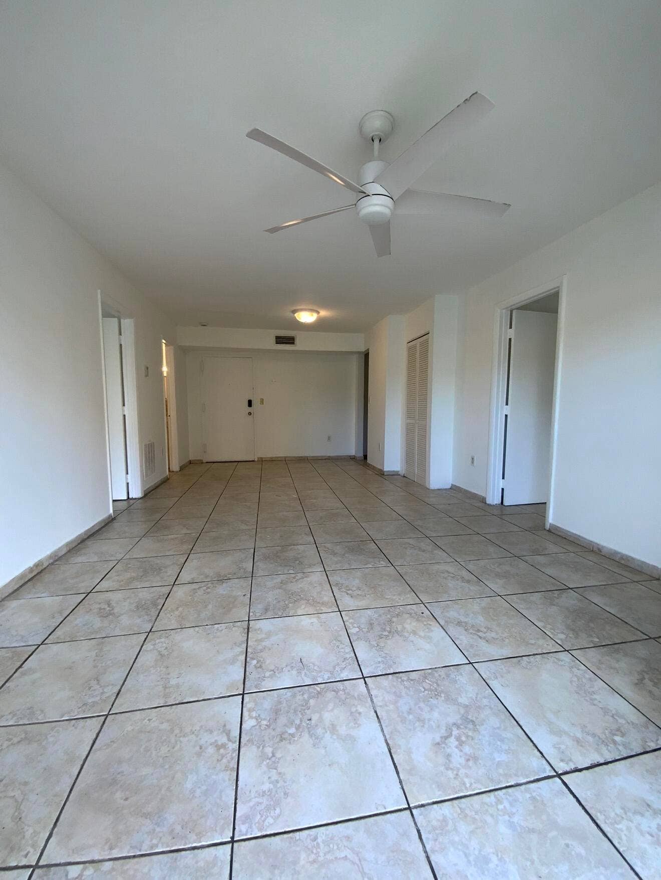 4709 NW 7th Street, #109-9, Miami, FL 33126 IMG_7306