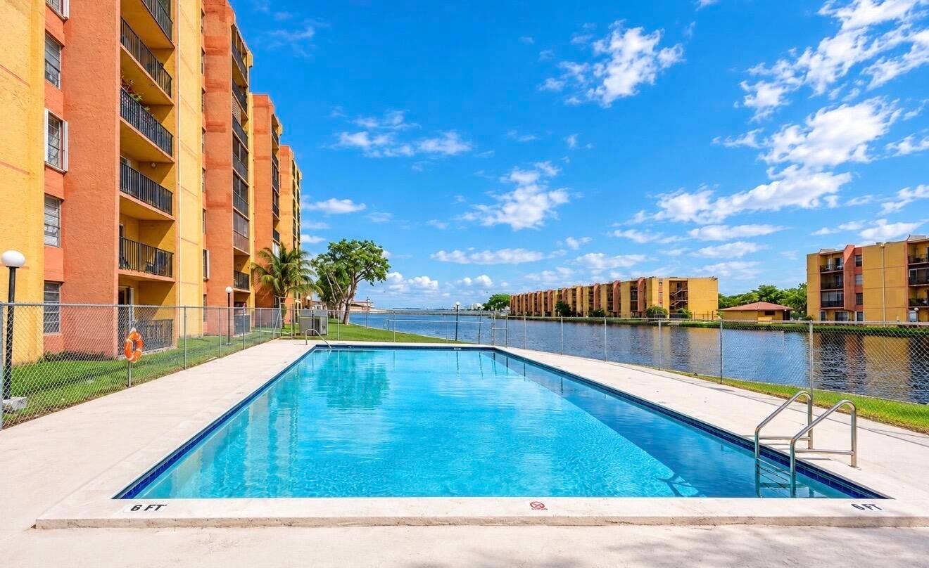4709 NW 7th Street, #109-9, Miami, FL 33126 IMG_7309