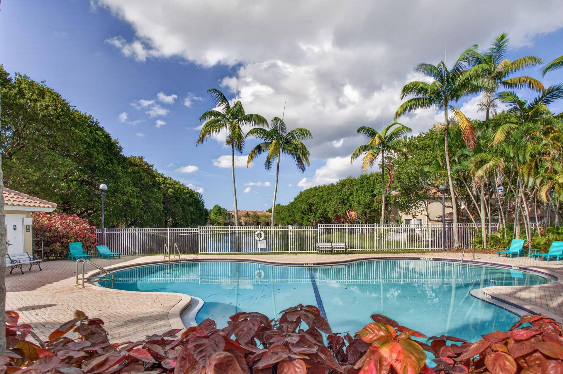 4040 NW 90TH Way, Sunrise, FL 33351 32-web-or-mls-4040-32