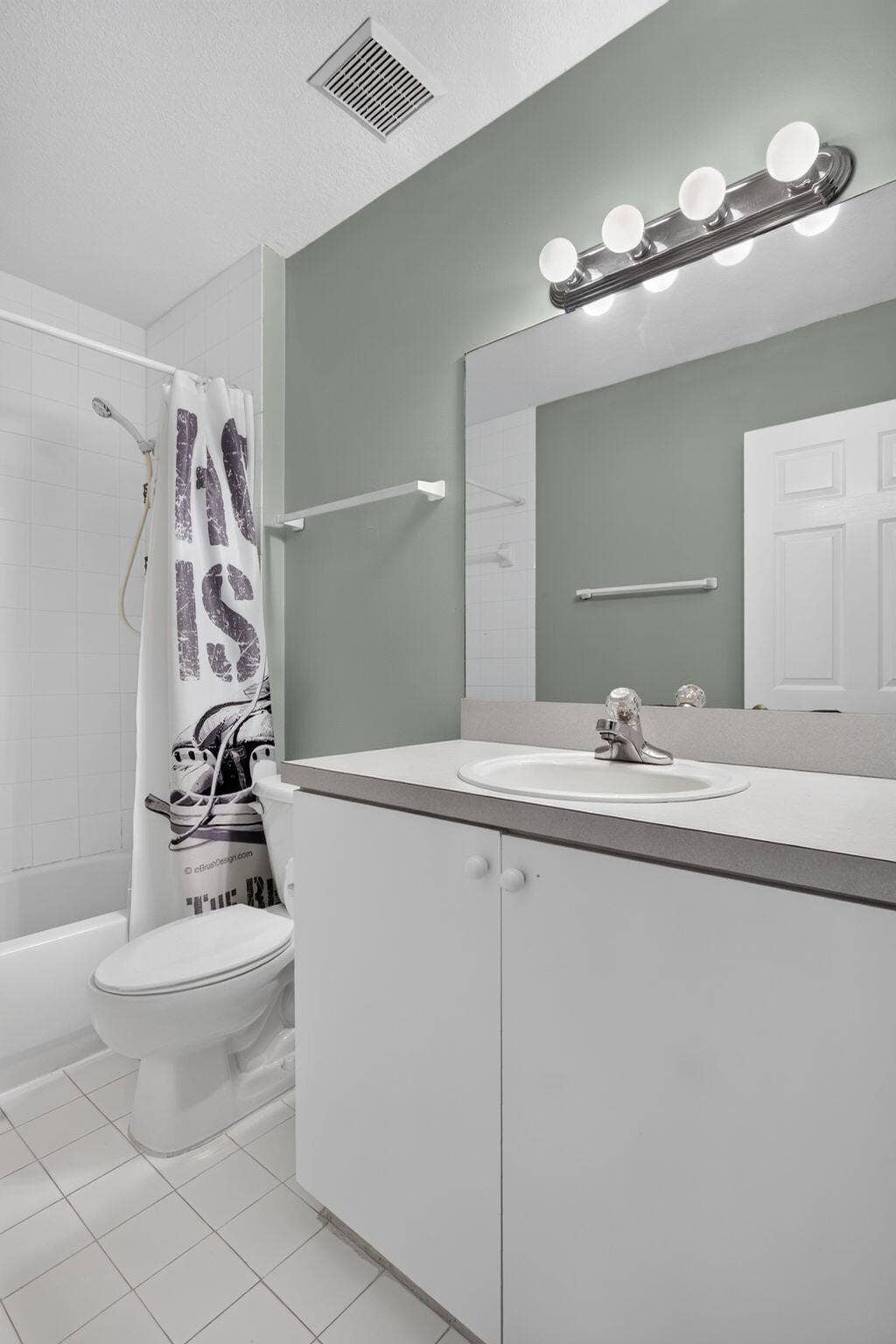 4040 NW 90TH Way, Sunrise, FL 33351 25-web-or-mls-4040-25