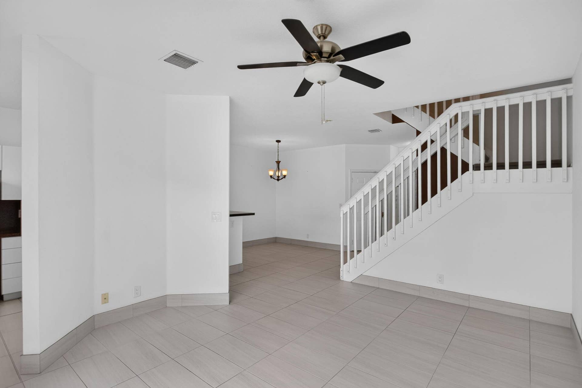 4040 NW 90TH Way, Sunrise, FL 33351 12-web-or-mls-4040-12