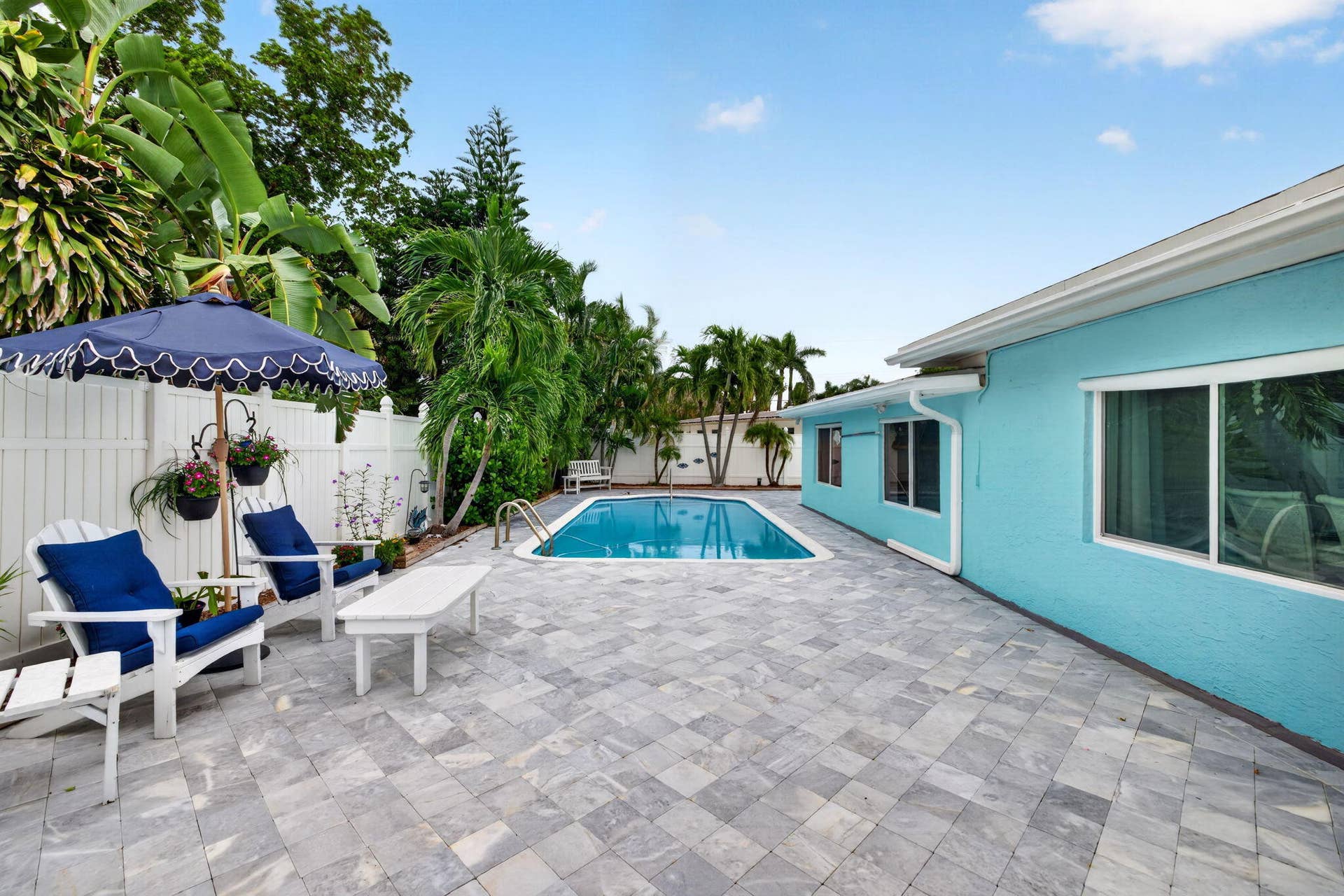 Back yard pool deck