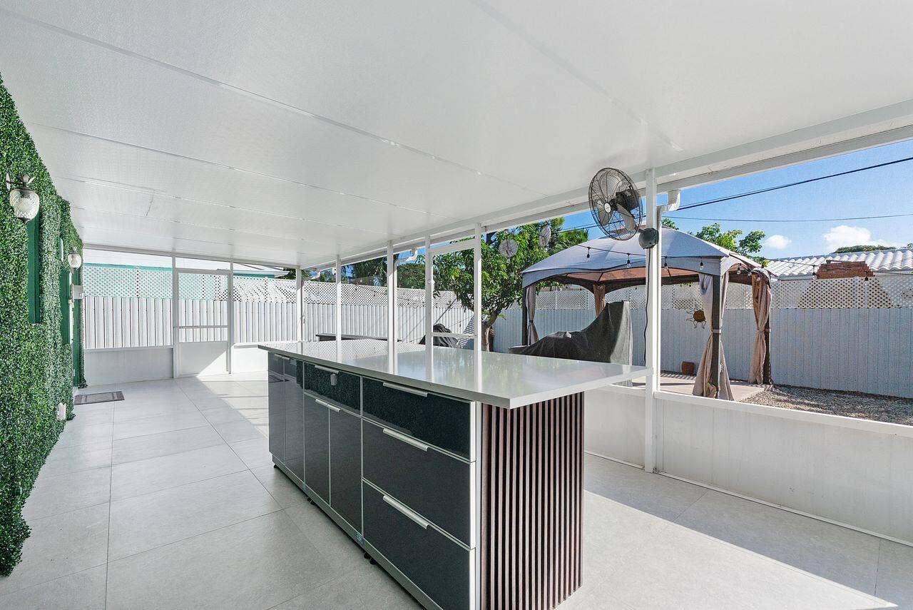 5400 NE 4TH Terrace, Oakland Park, FL 33334 5400_Ne_4th_Terr_020