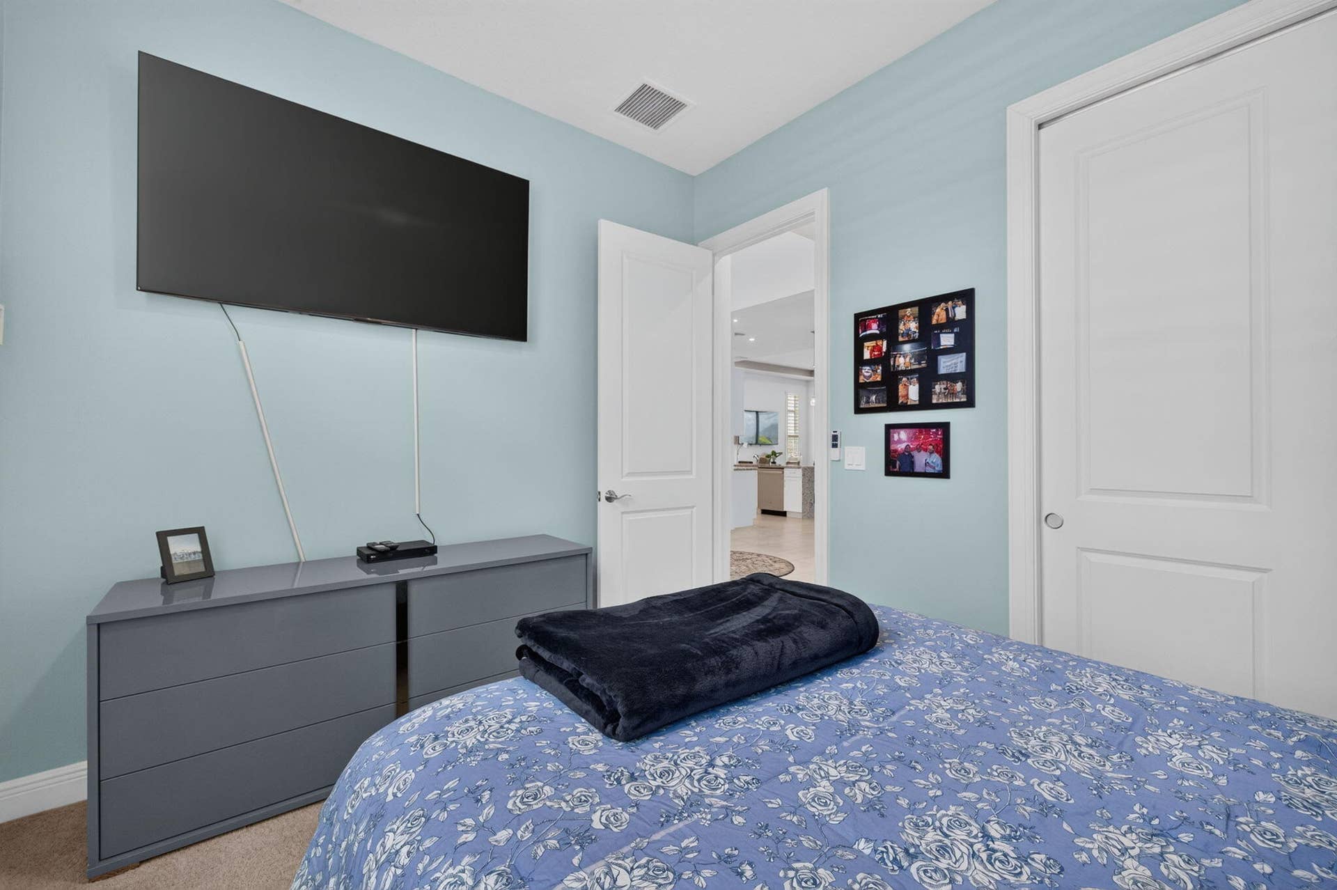 8605 SW CANTANTE Way, Port St Lucie, FL 34987 24-web-or-mls-25-print-3A5A9914