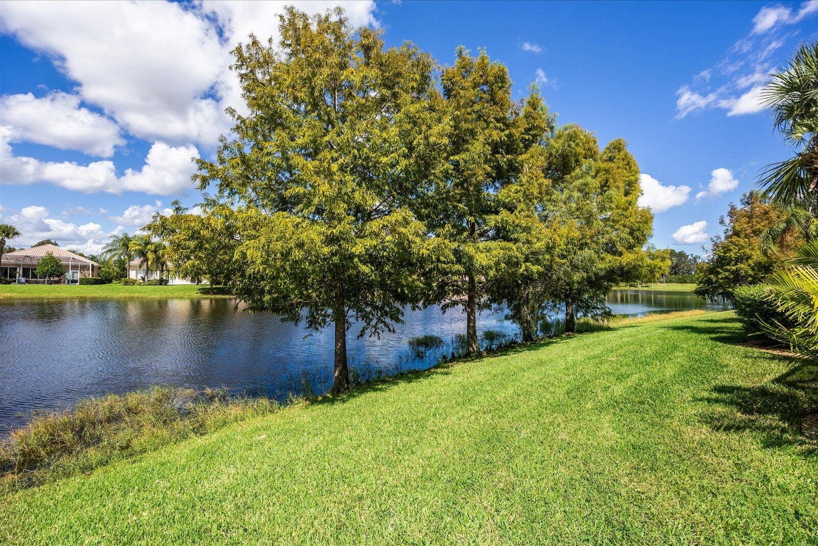 11262 SW Pembroke Drive, Port St Lucie, FL 34987 43-pem in-34