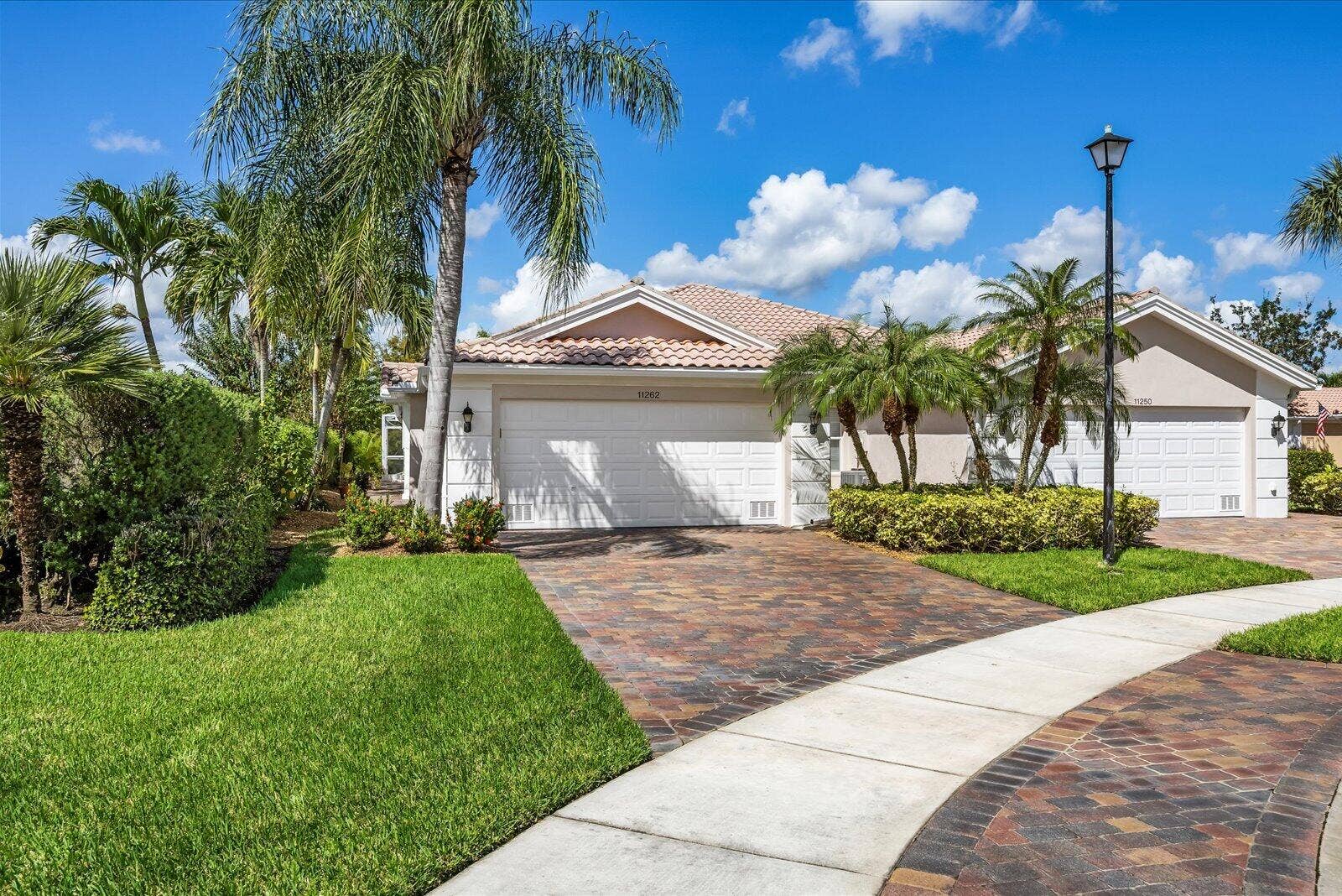 11262 SW Pembroke Drive, Port St Lucie, FL 34987 46-pem in-42