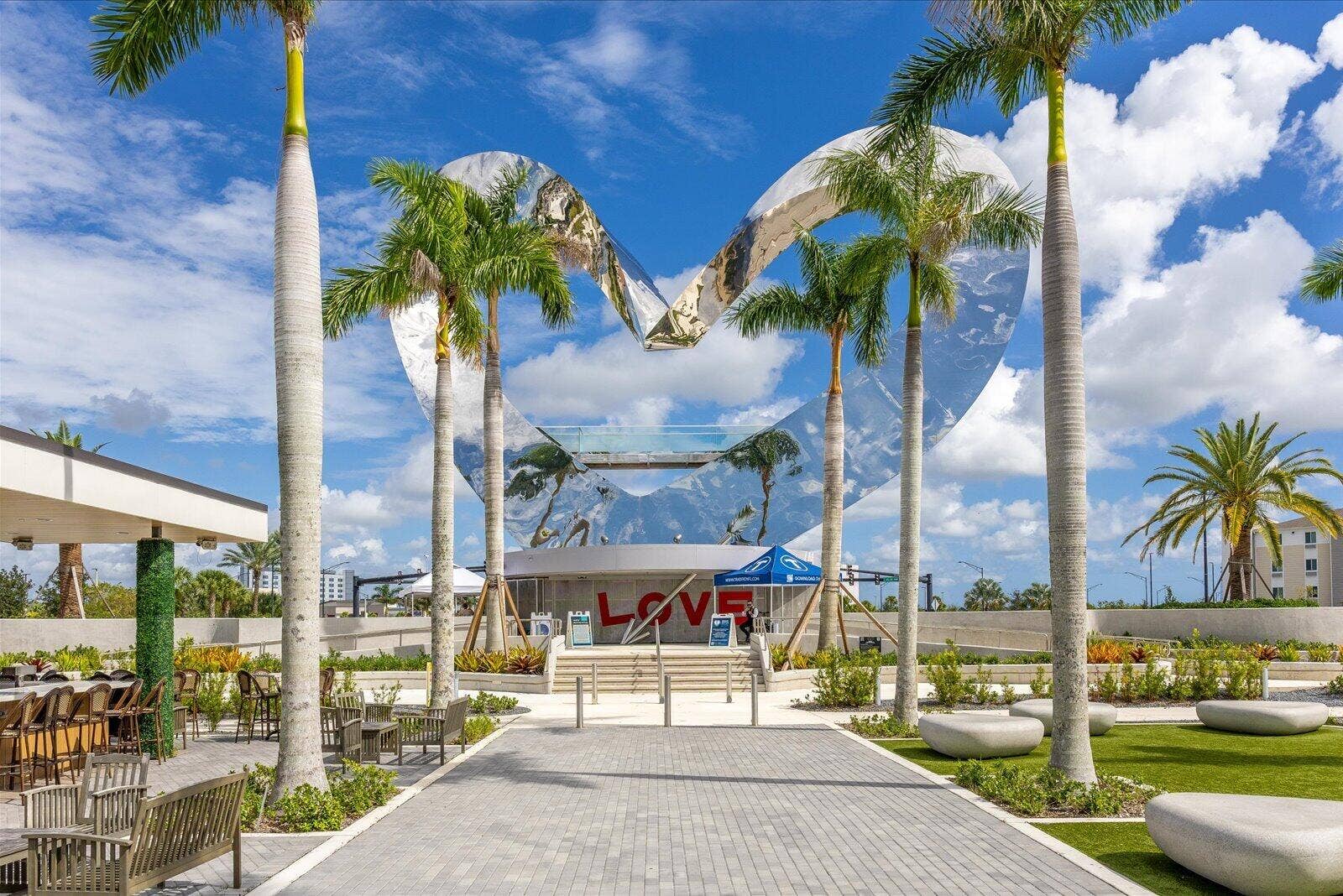 11262 SW Pembroke Drive, Port St Lucie, FL 34987 88-trad v2-1