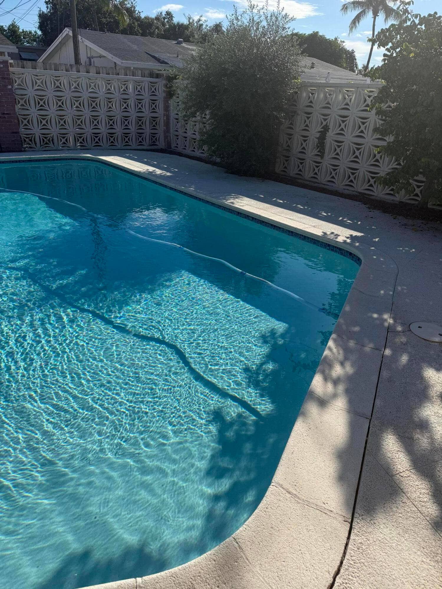 Pool 1