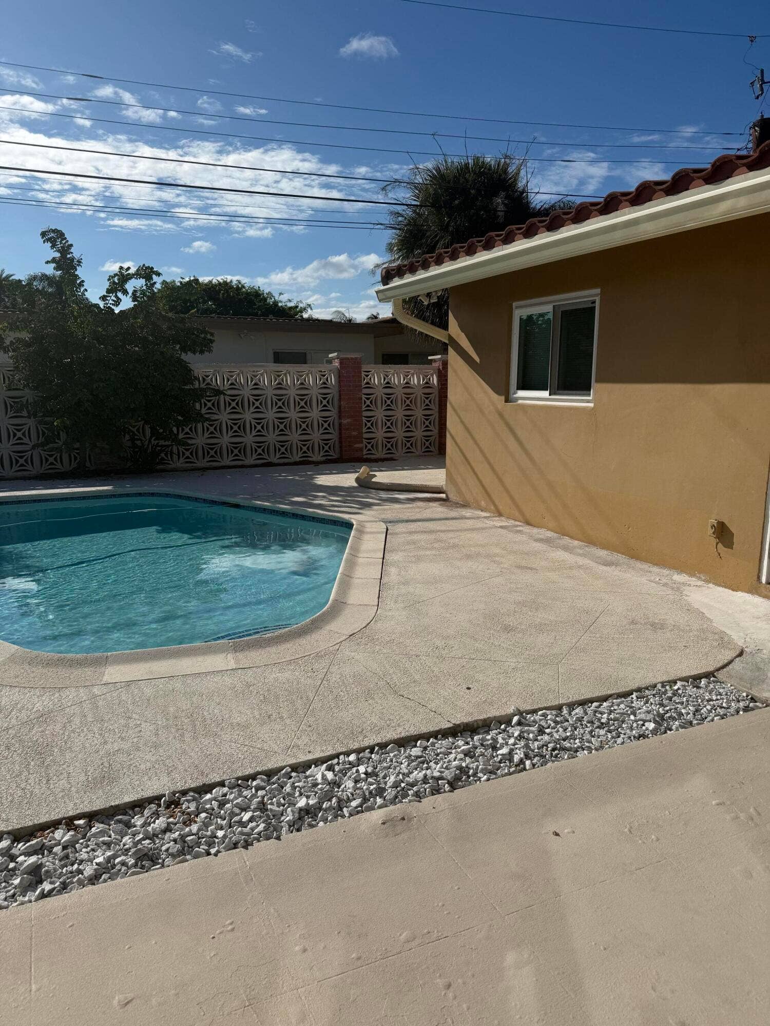 Pool 3