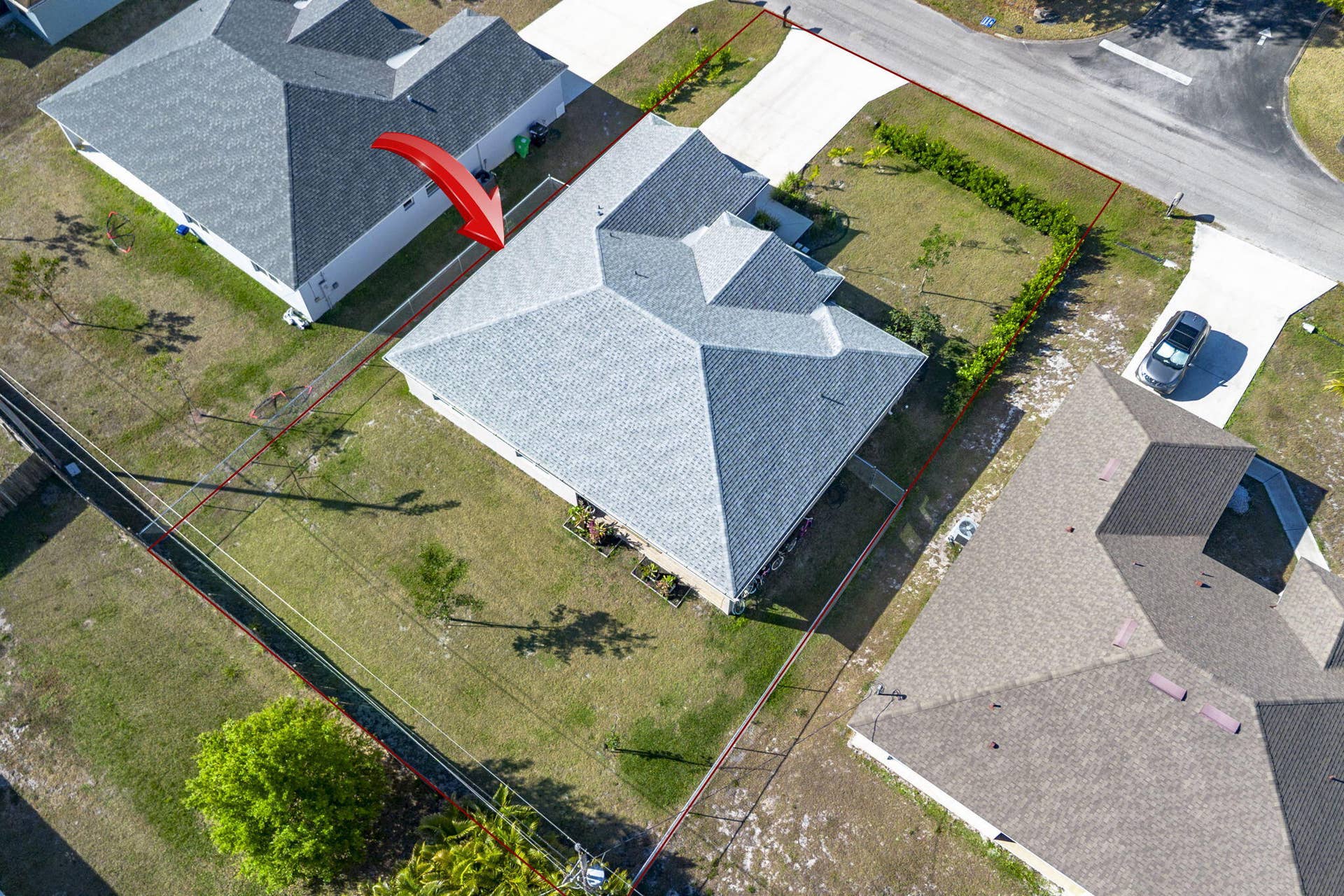 4037 SW MCINTOSH Street, Port St Lucie, FL 34953 64-web-or-mls-iPixx_10_6