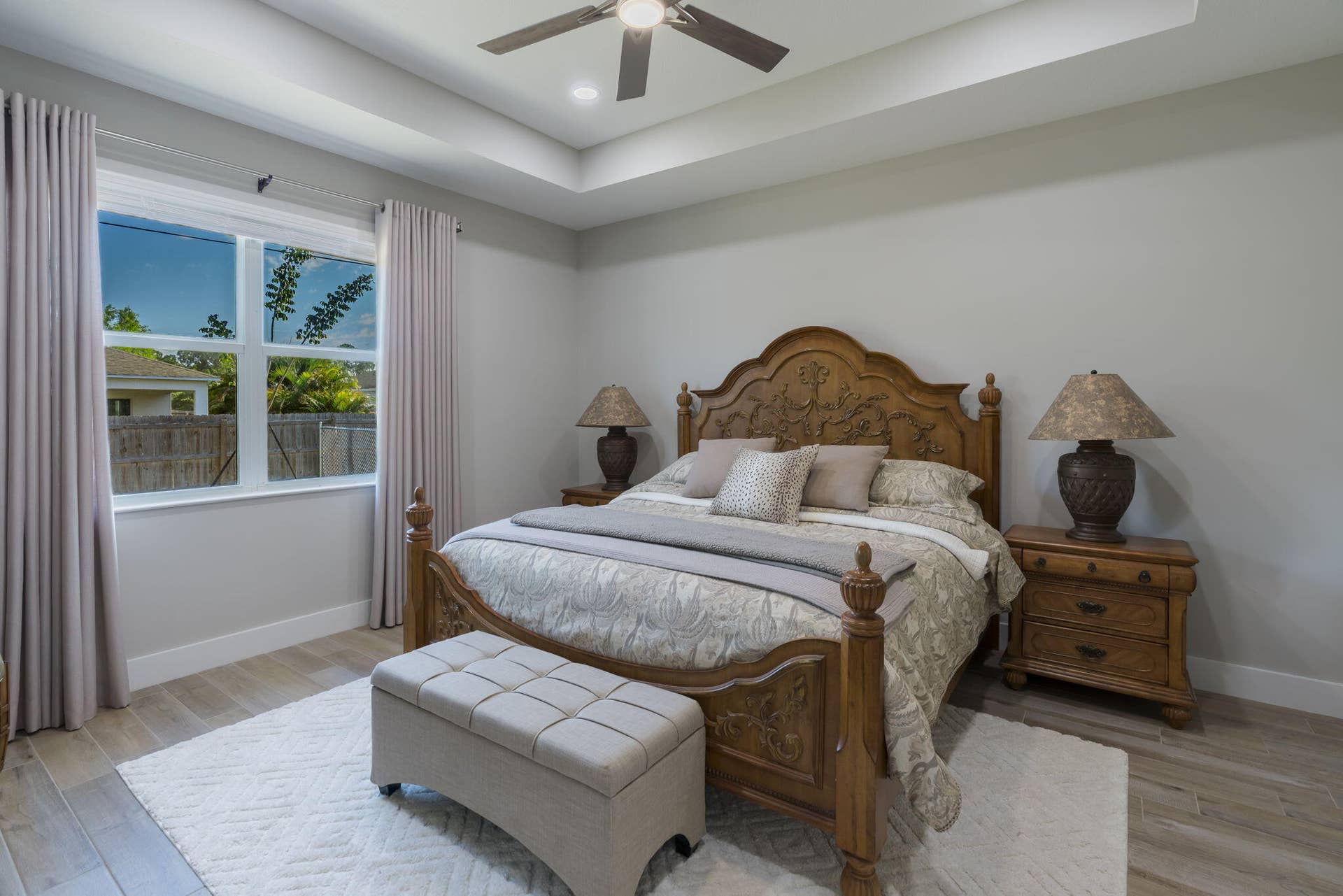 4037 SW MCINTOSH Street, Port St Lucie, FL 34953 24-web-or-mls-iPixx_01_15
