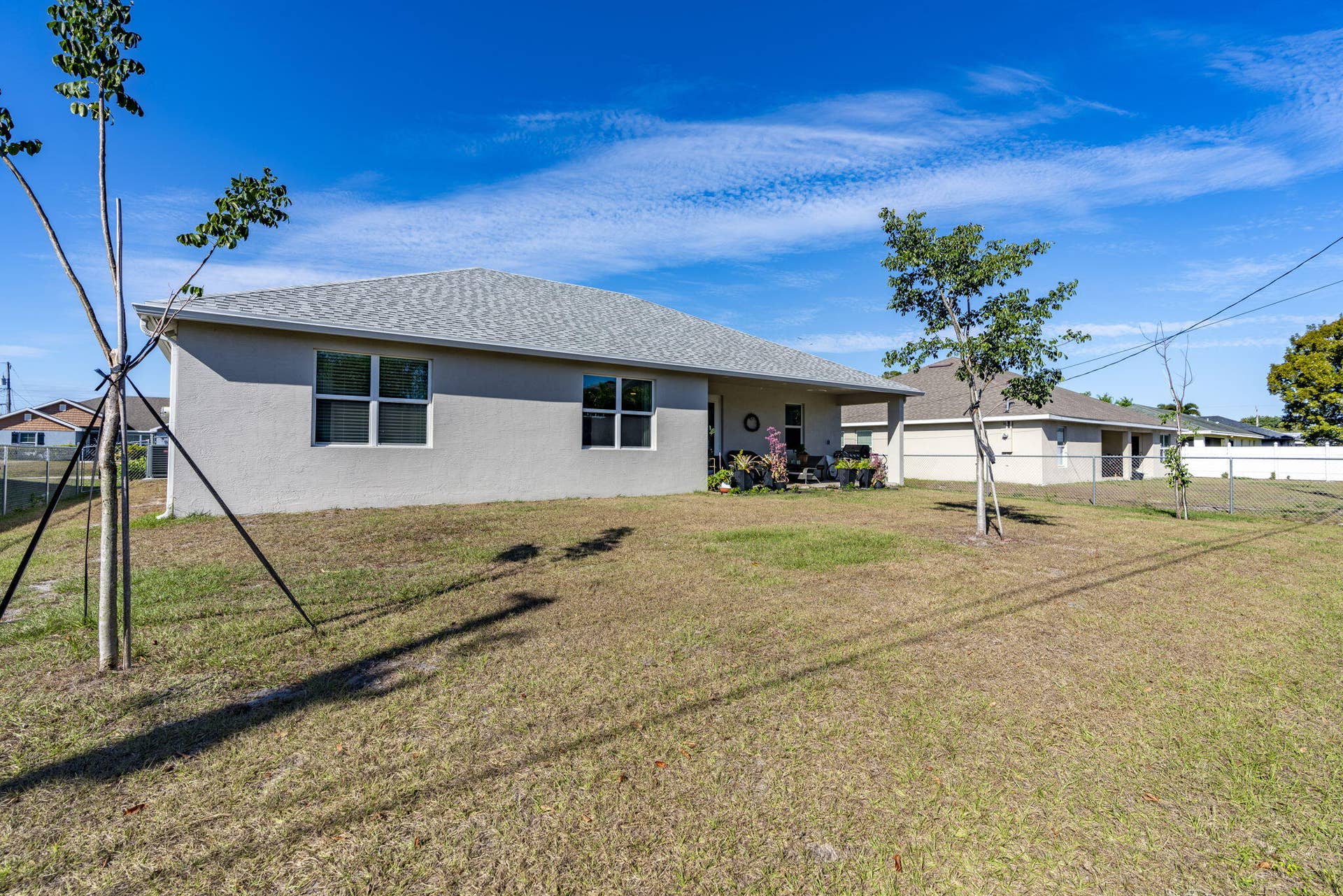 4037 SW MCINTOSH Street, Port St Lucie, FL 34953 57-web-or-mls-iPixx_02_7