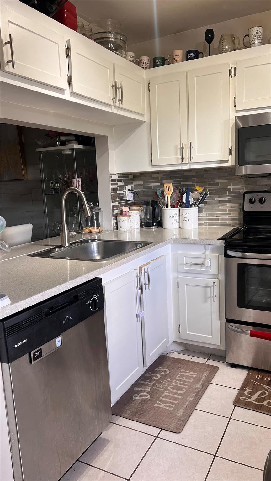 10545 NW 10TH Street, #203, Pembroke Pines, Pembroke Pines, FL 33026 Photo 3