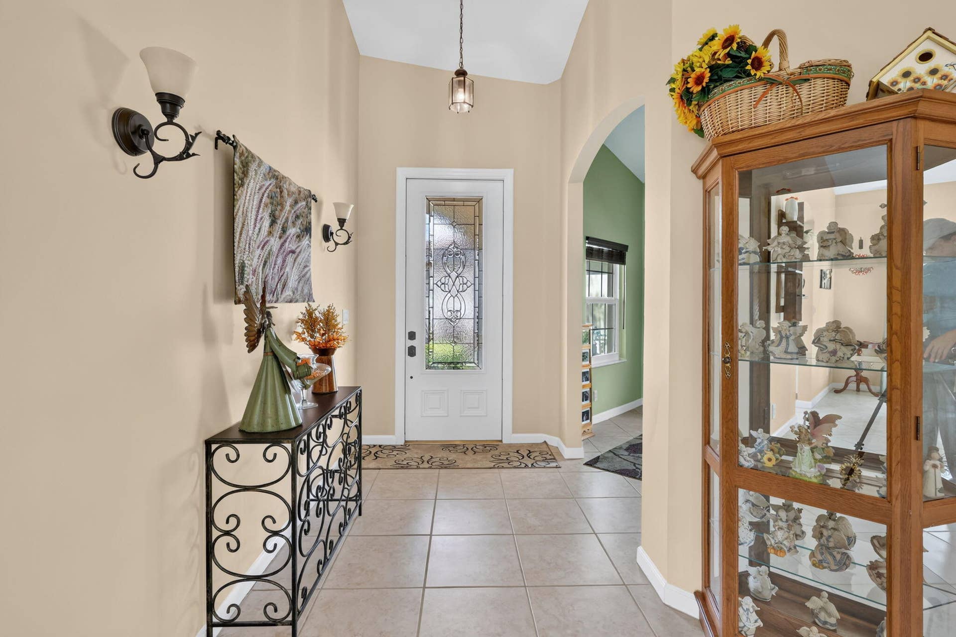109 NW BAYCREST Court, Port St Lucie, FL 34986 Entry Foyer