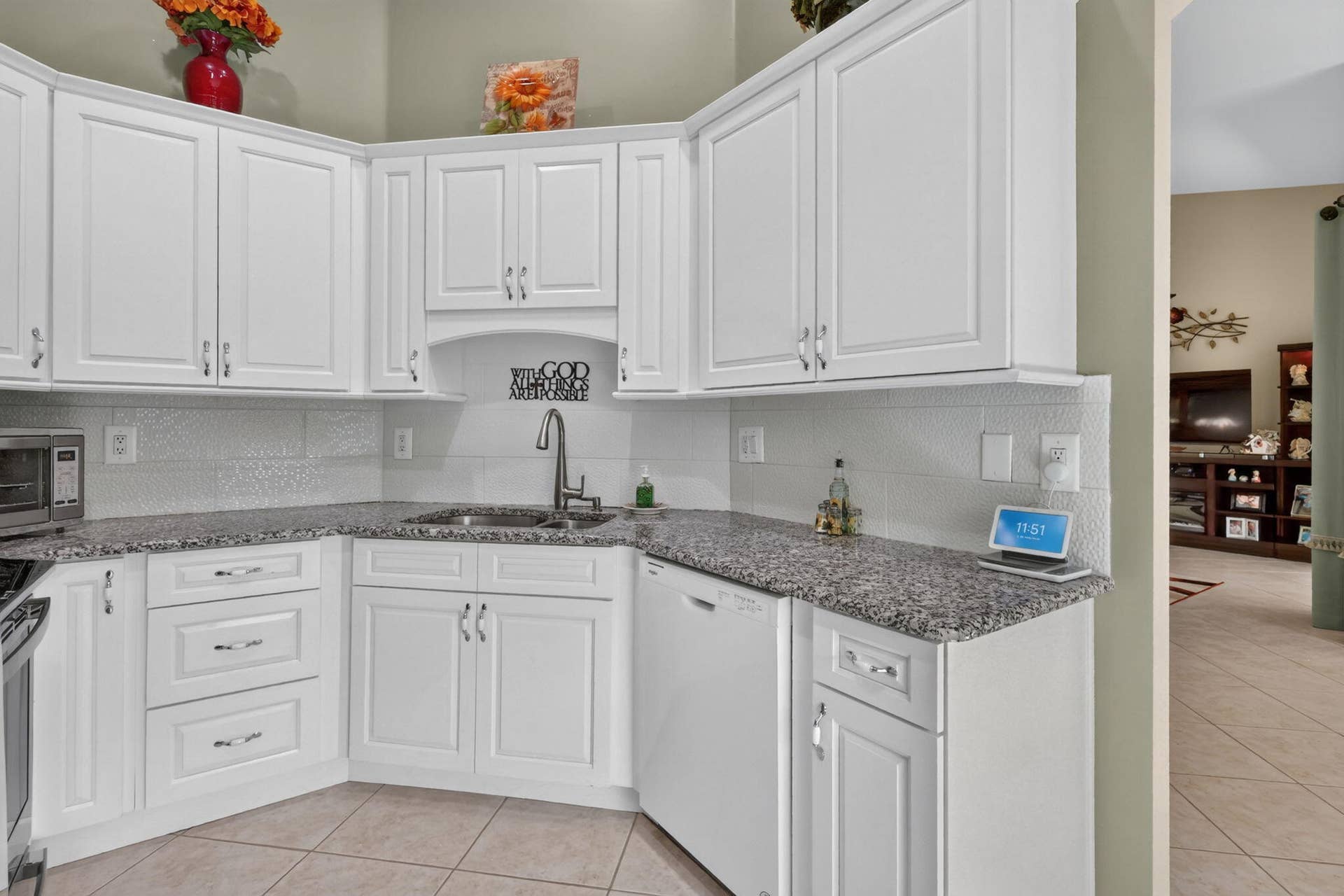 109 NW BAYCREST Court, Port St Lucie, FL 34986 Kitchen