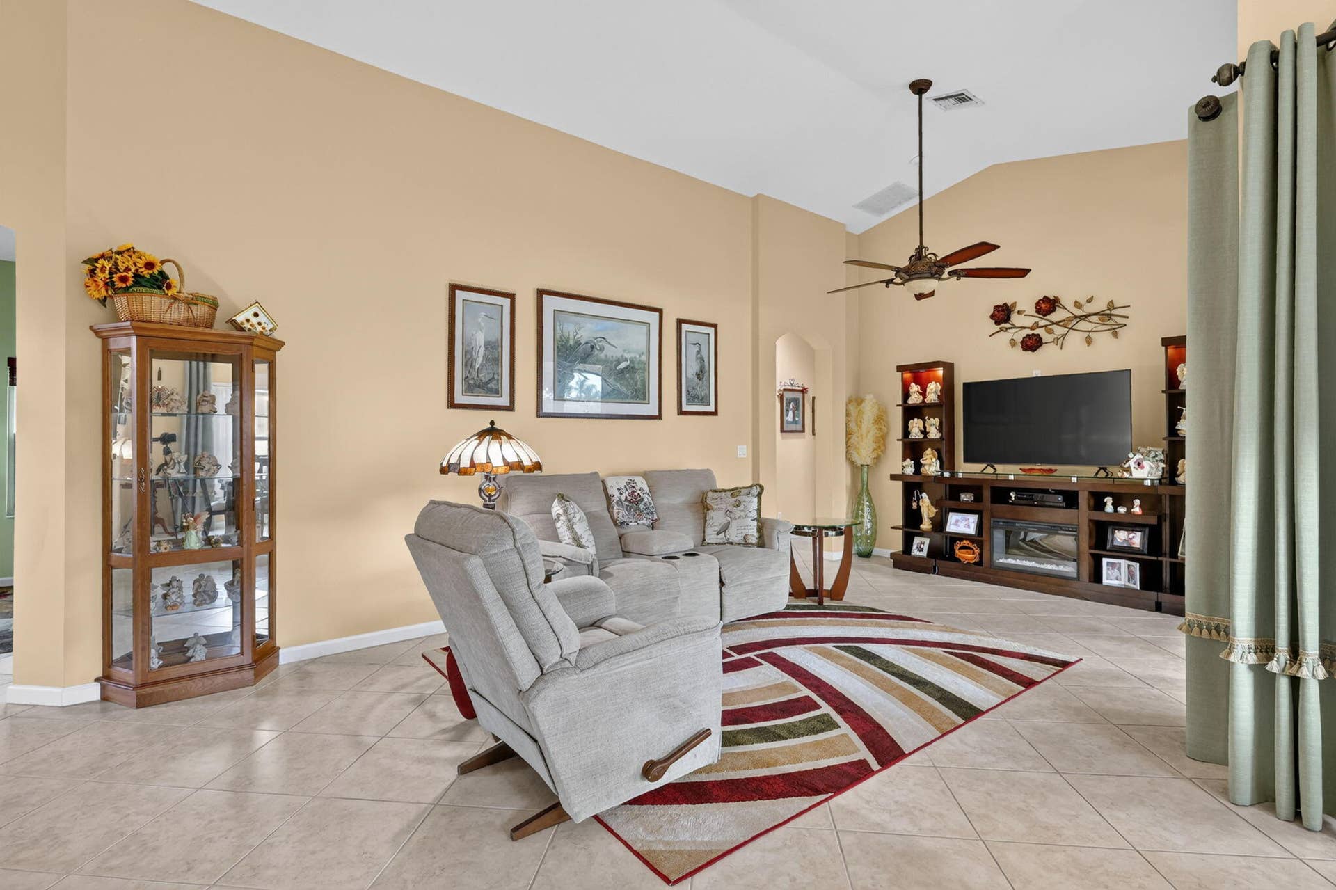 109 NW BAYCREST Court, Port St Lucie, FL 34986 Living Room