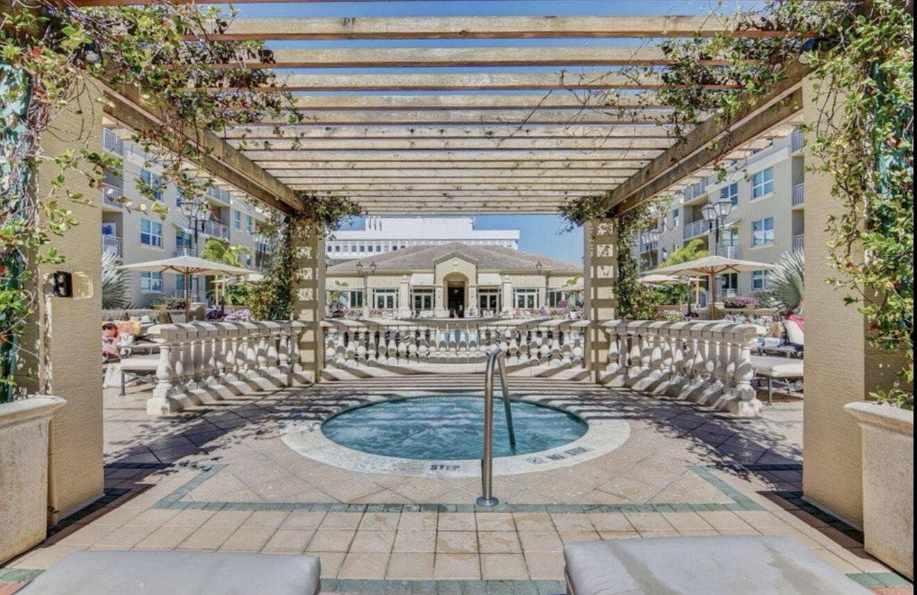 99 SE Mizner Boulevard, #627, Boca Raton, FL 33432 Pergola spa