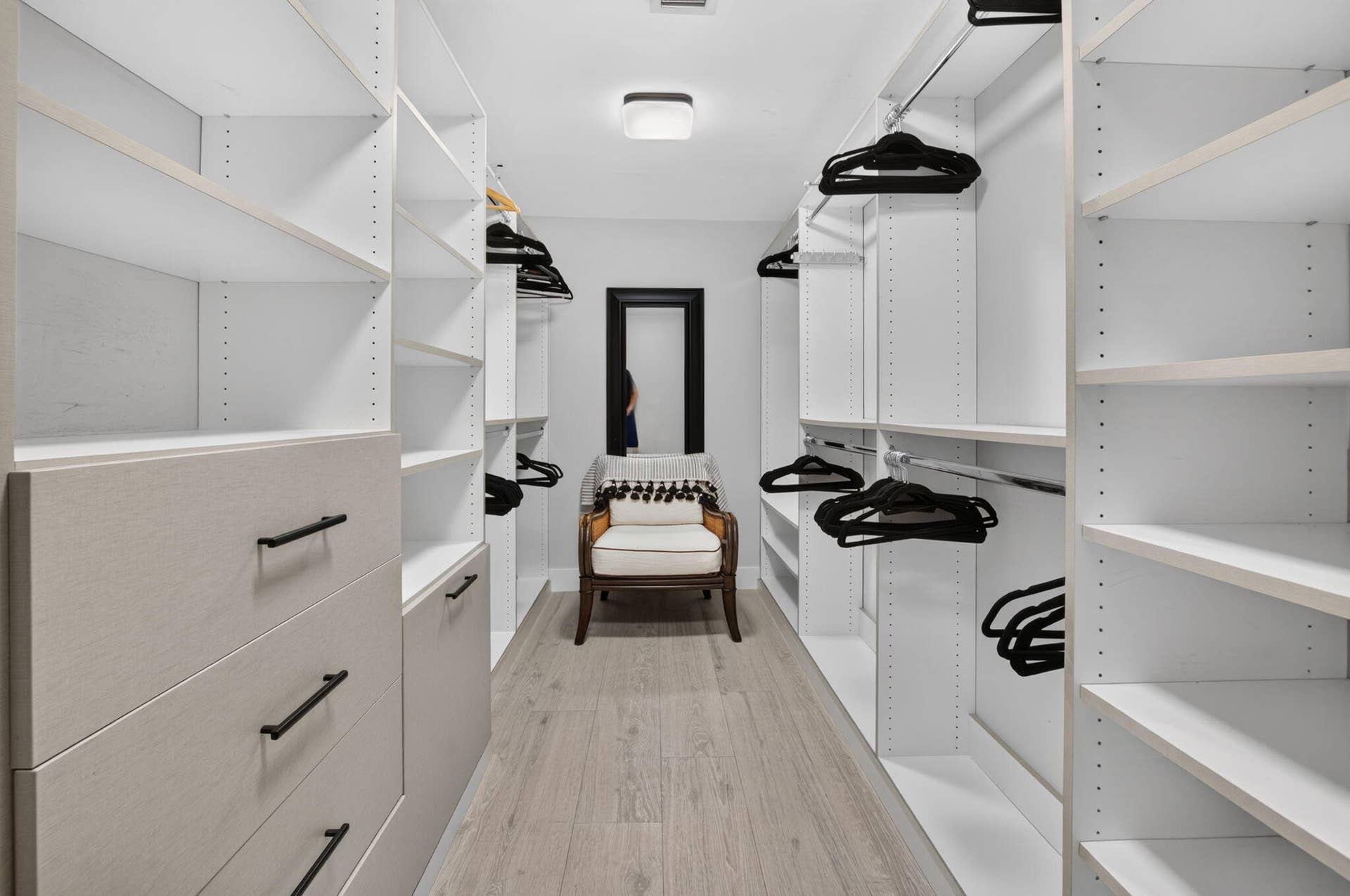 2321 SPANISH Trail, Delray Beach, FL 33483 ELEGANT MASTER CLOSET