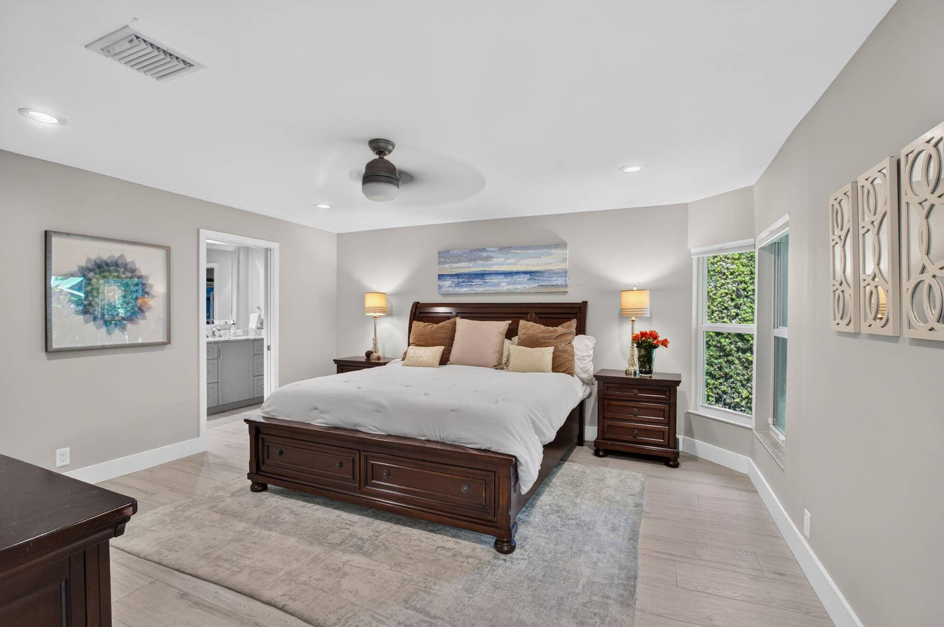 2321 SPANISH Trail, Delray Beach, FL 33483 LIGHT BRIGHT MASTER BEDROOM
