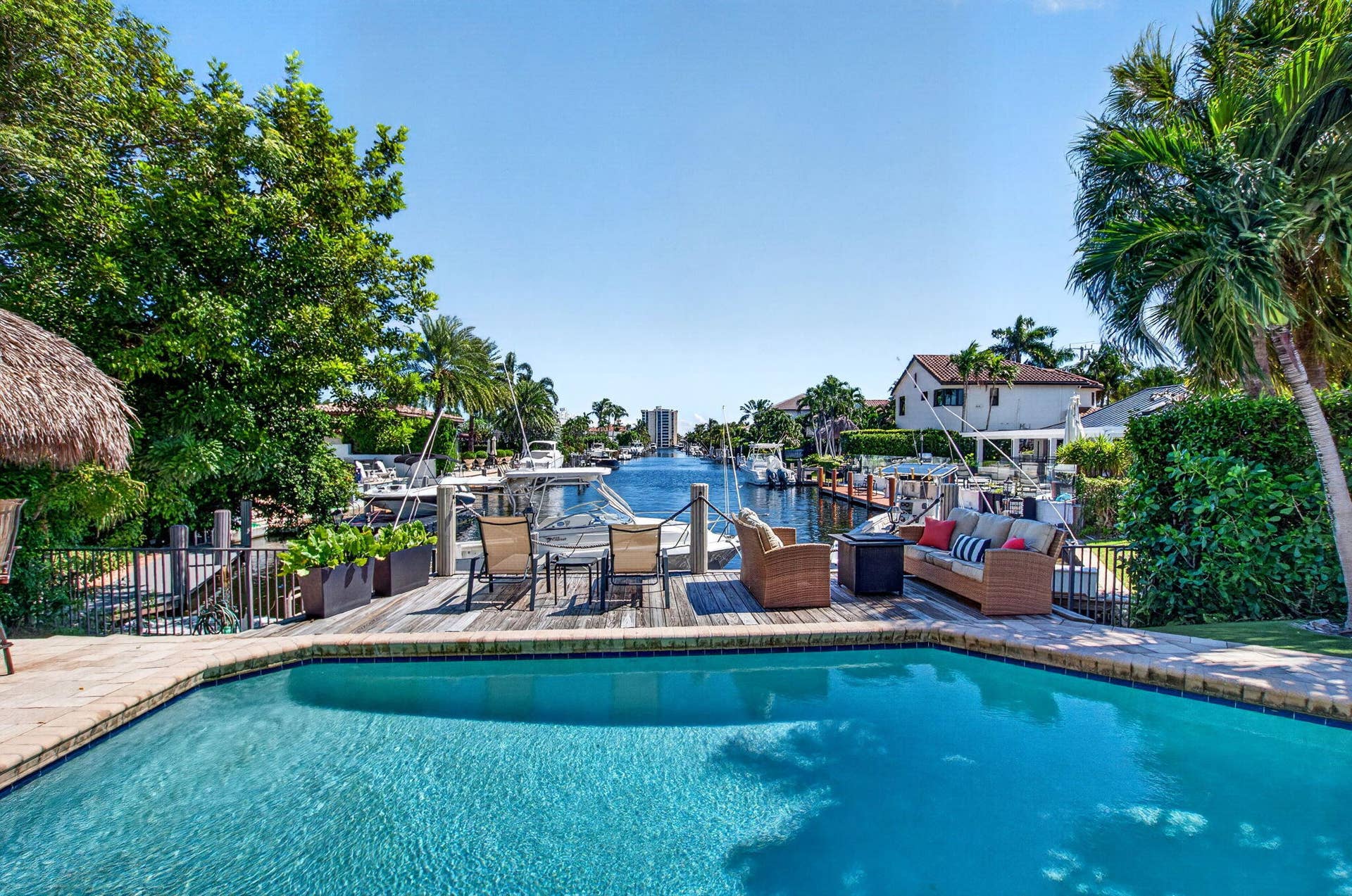 2321 SPANISH Trail, Delray Beach, FL 33483 LARGE PRIVATE POOL OVERLOOKING CANAL