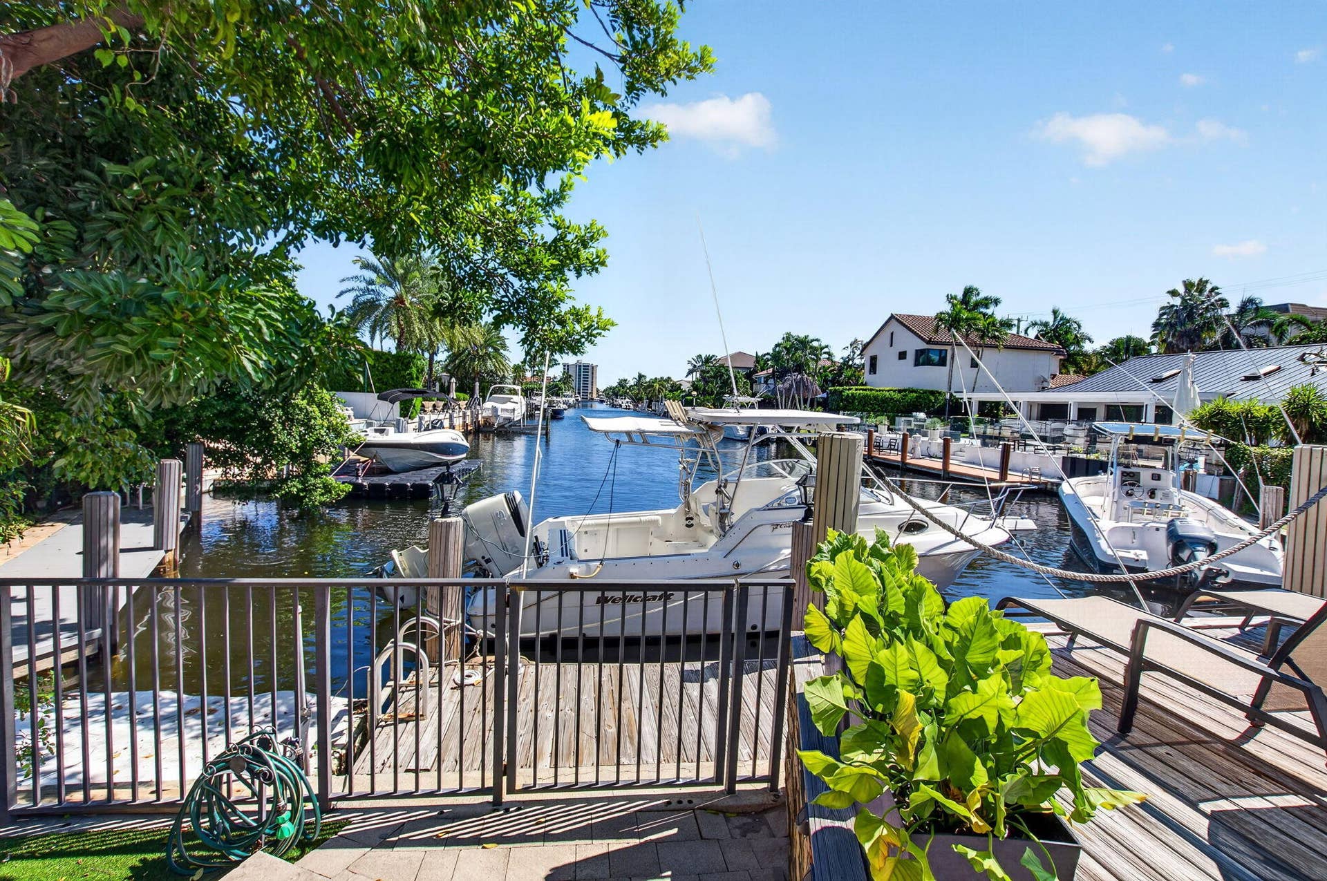 2321 SPANISH Trail, Delray Beach, FL 33483 PRIVATE SPACIOUS DOCK