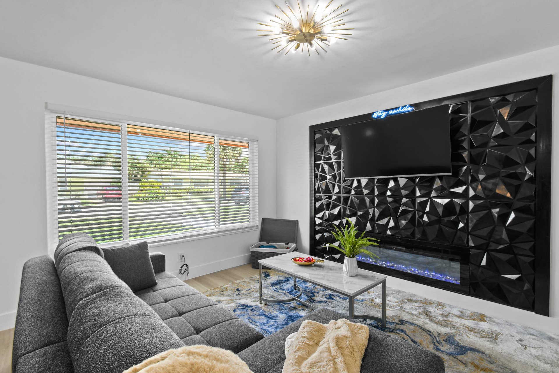 19005 SE SOUTHGATE Drive, Tequesta, FL 33469 19005SESouthgateDr(8)