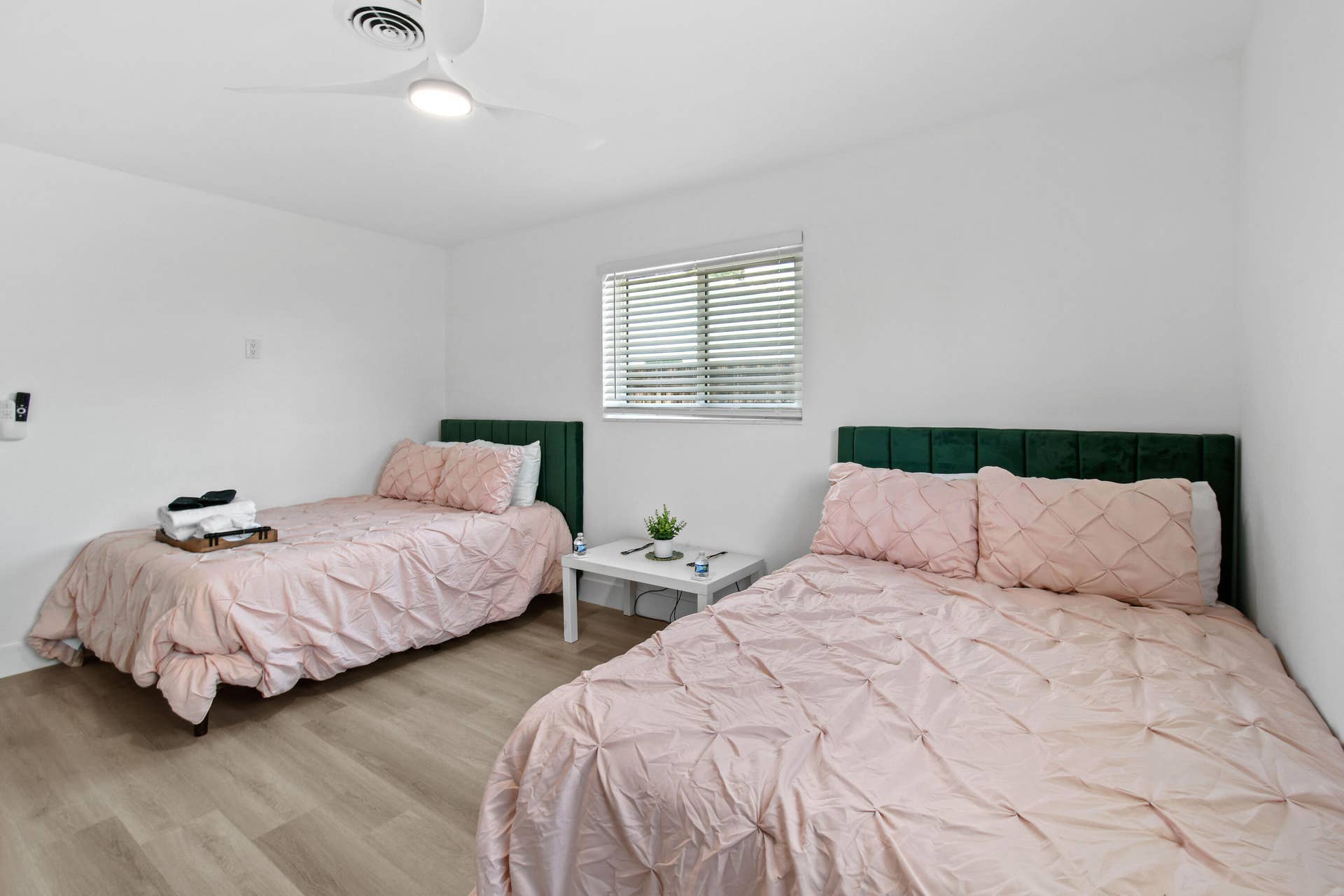 19005 SE SOUTHGATE Drive, Tequesta, FL 33469 19005SESouthgateDr(35)