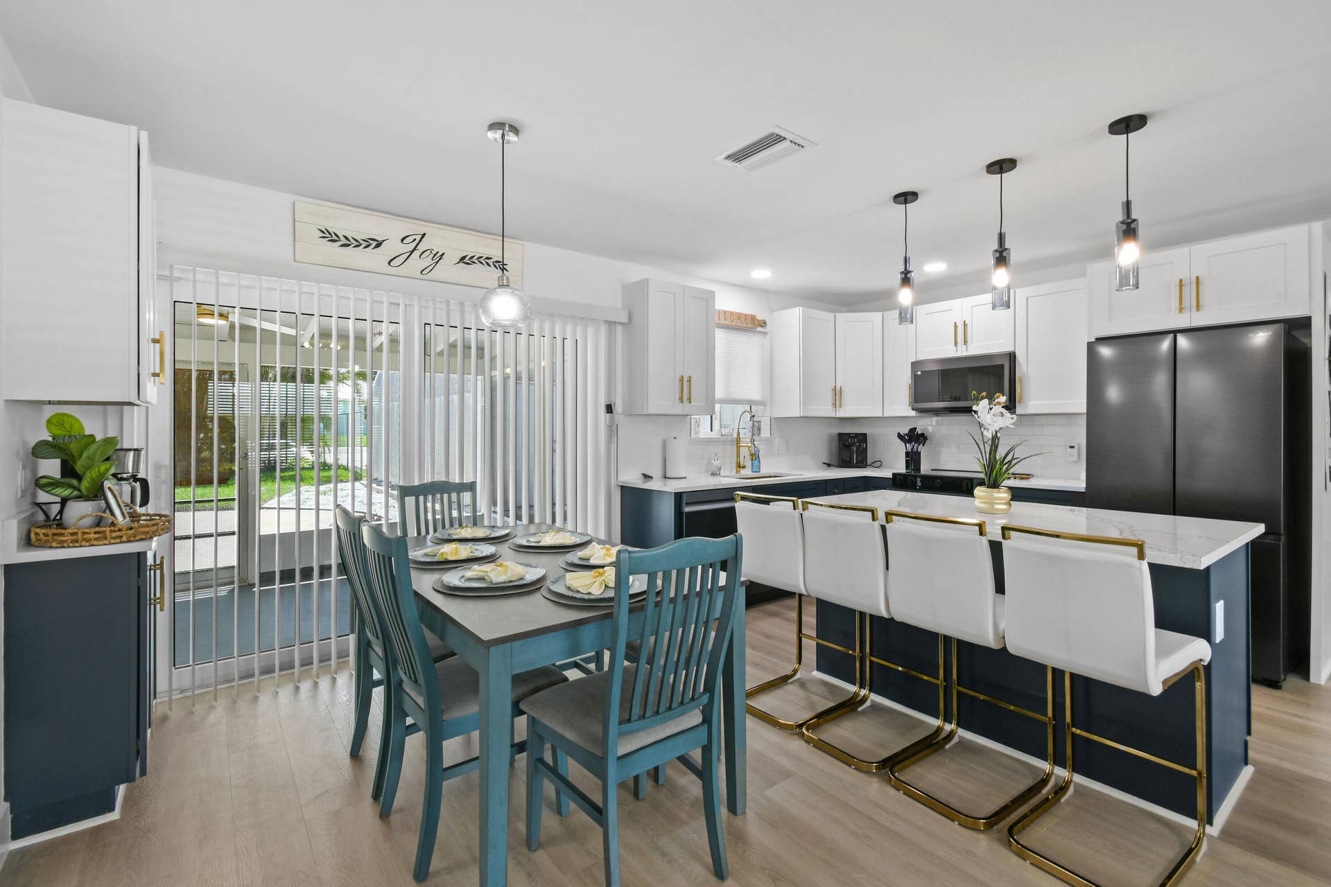 19005 SE SOUTHGATE Drive, Tequesta, FL 33469 19005SESouthgateDr(19)