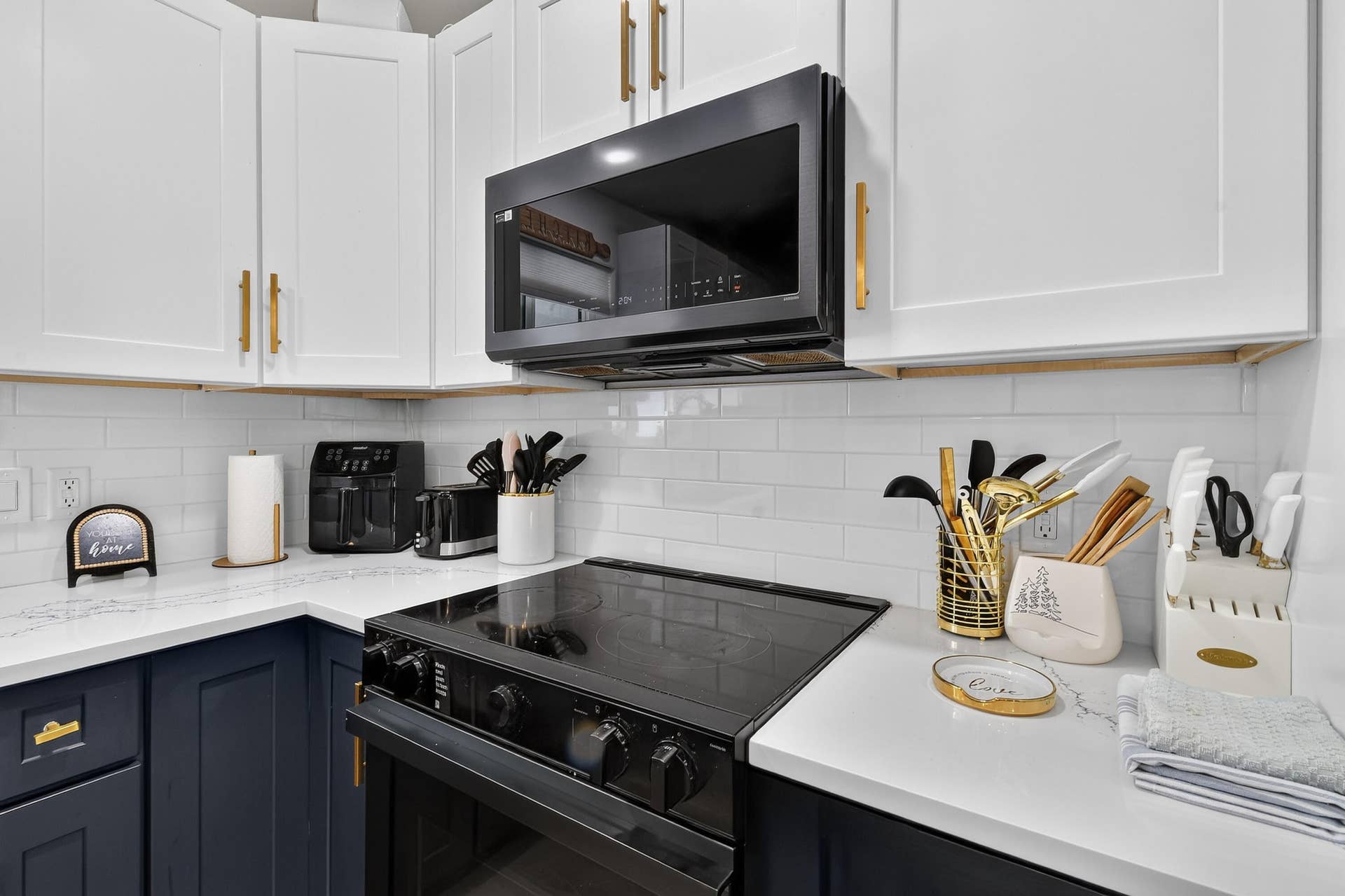 19005 SE SOUTHGATE Drive, Tequesta, FL 33469 19005SESouthgateDr2026(23) (1)