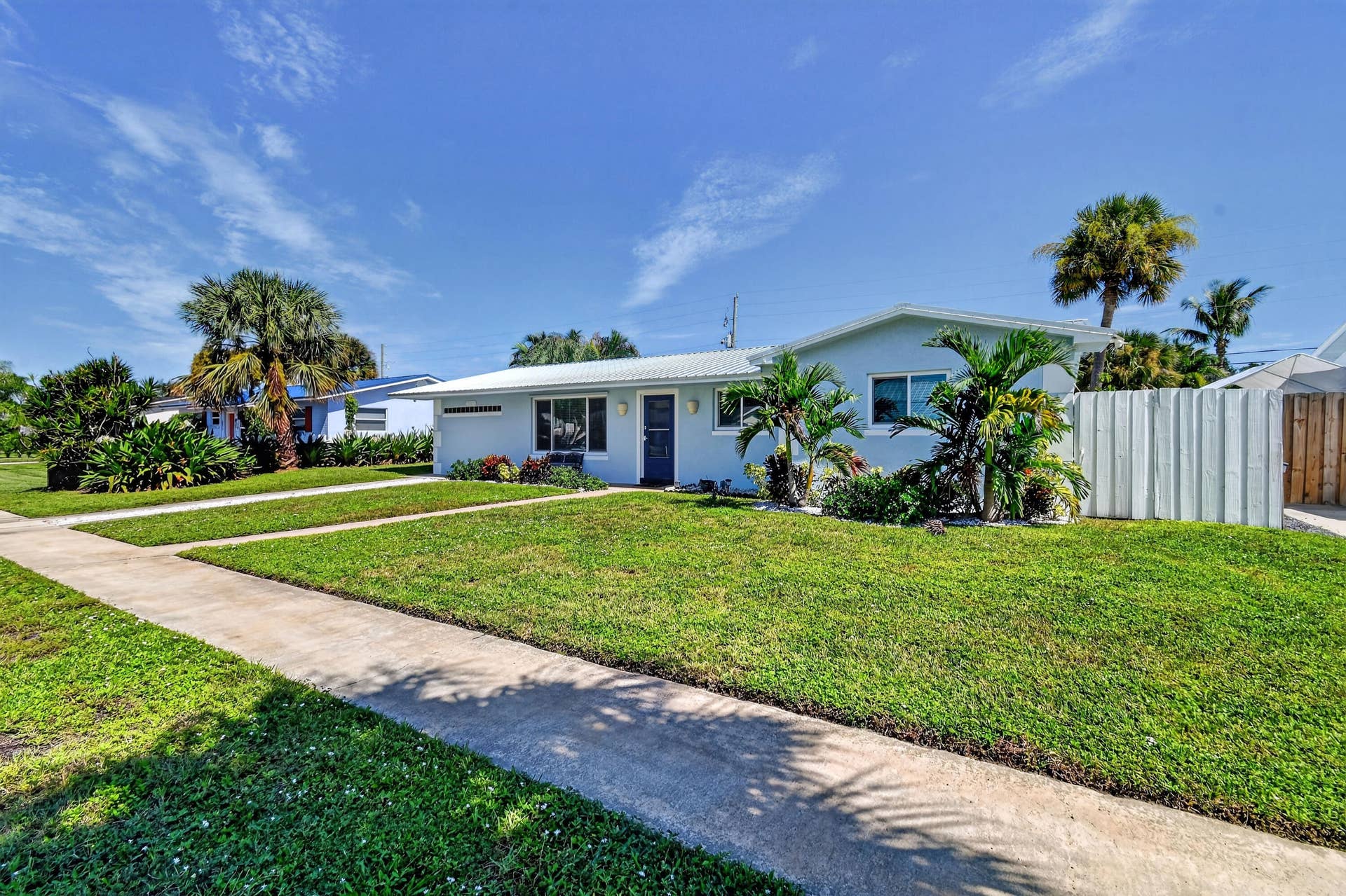 19005 SE SOUTHGATE Drive, Tequesta, FL 33469 19005SESouthgateDr2026(3)