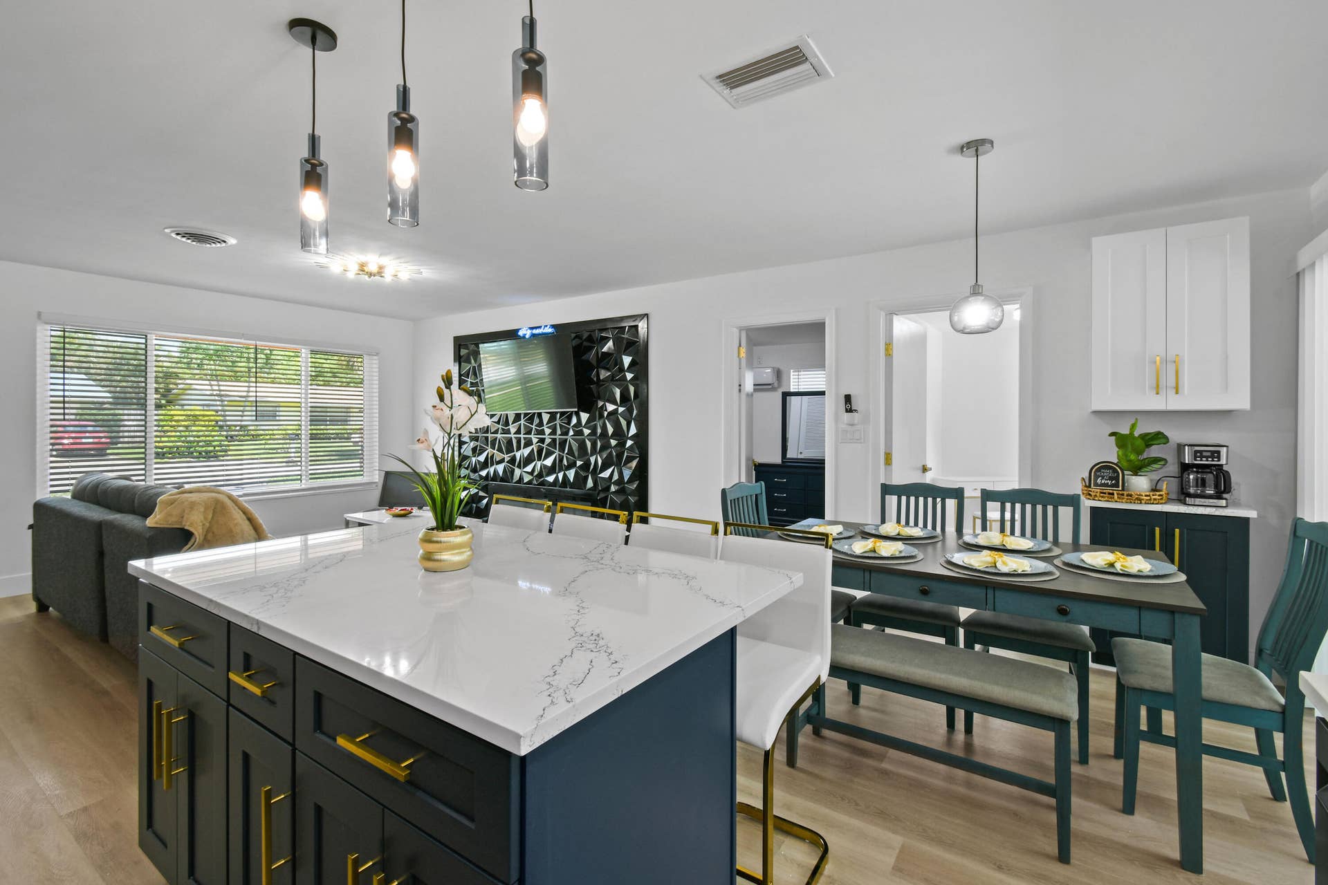 19005 SE SOUTHGATE Drive, Tequesta, FL 33469 19005SESouthgateDr(16)