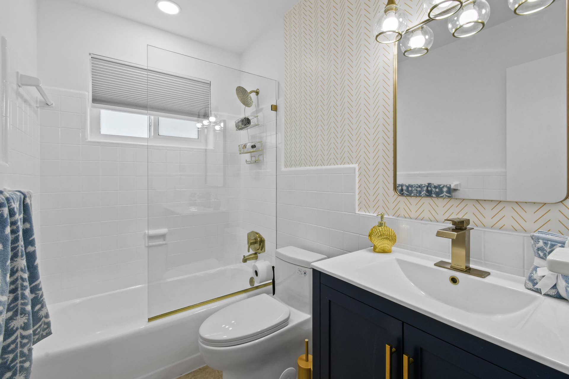 19005 SE SOUTHGATE Drive, Tequesta, FL 33469 19005SESouthgateDr(39)