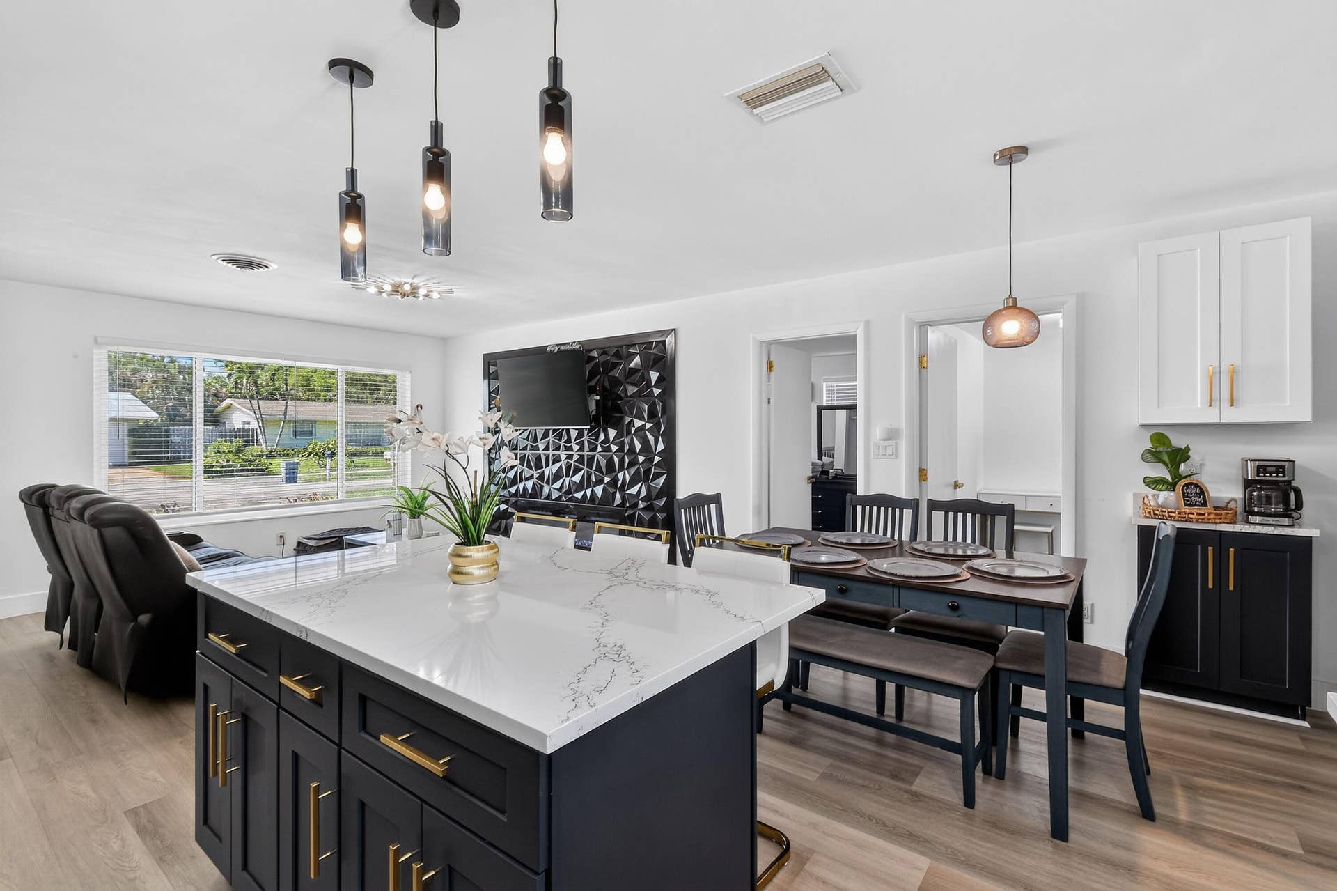 19005 SE SOUTHGATE Drive, Tequesta, FL 33469 19005SESouthgateDr2026(25) (1)