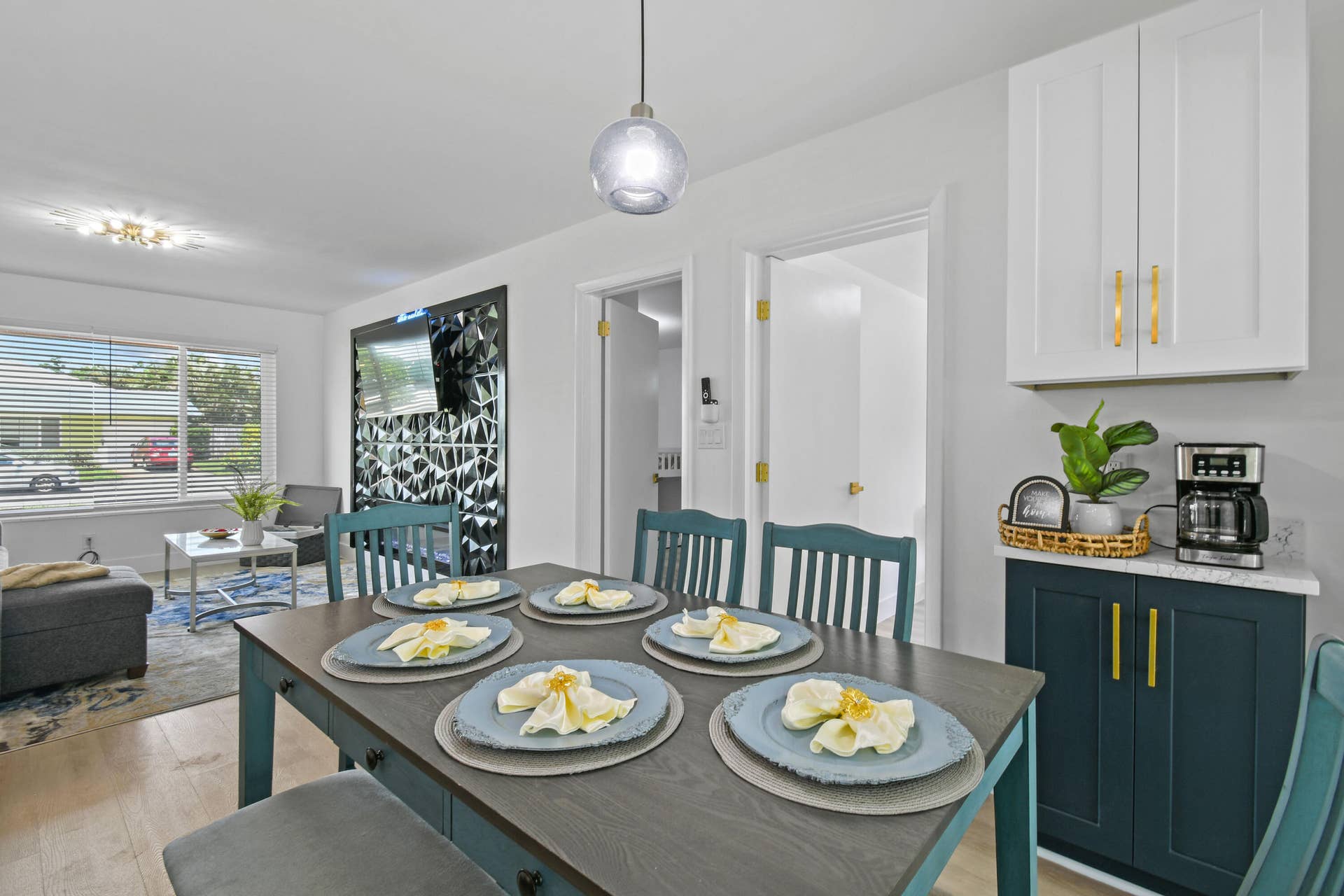 19005 SE SOUTHGATE Drive, Tequesta, FL 33469 19005SESouthgateDr(21)
