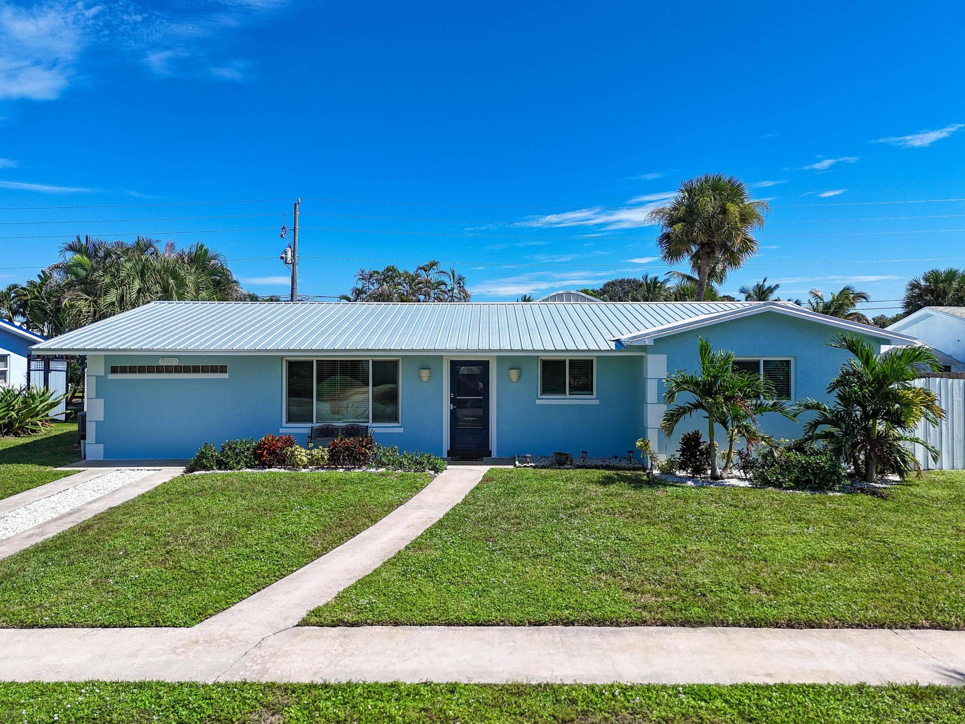 19005 SE SOUTHGATE Drive, Tequesta, FL 33469 19005SESouthgateDr2026(1) (3)