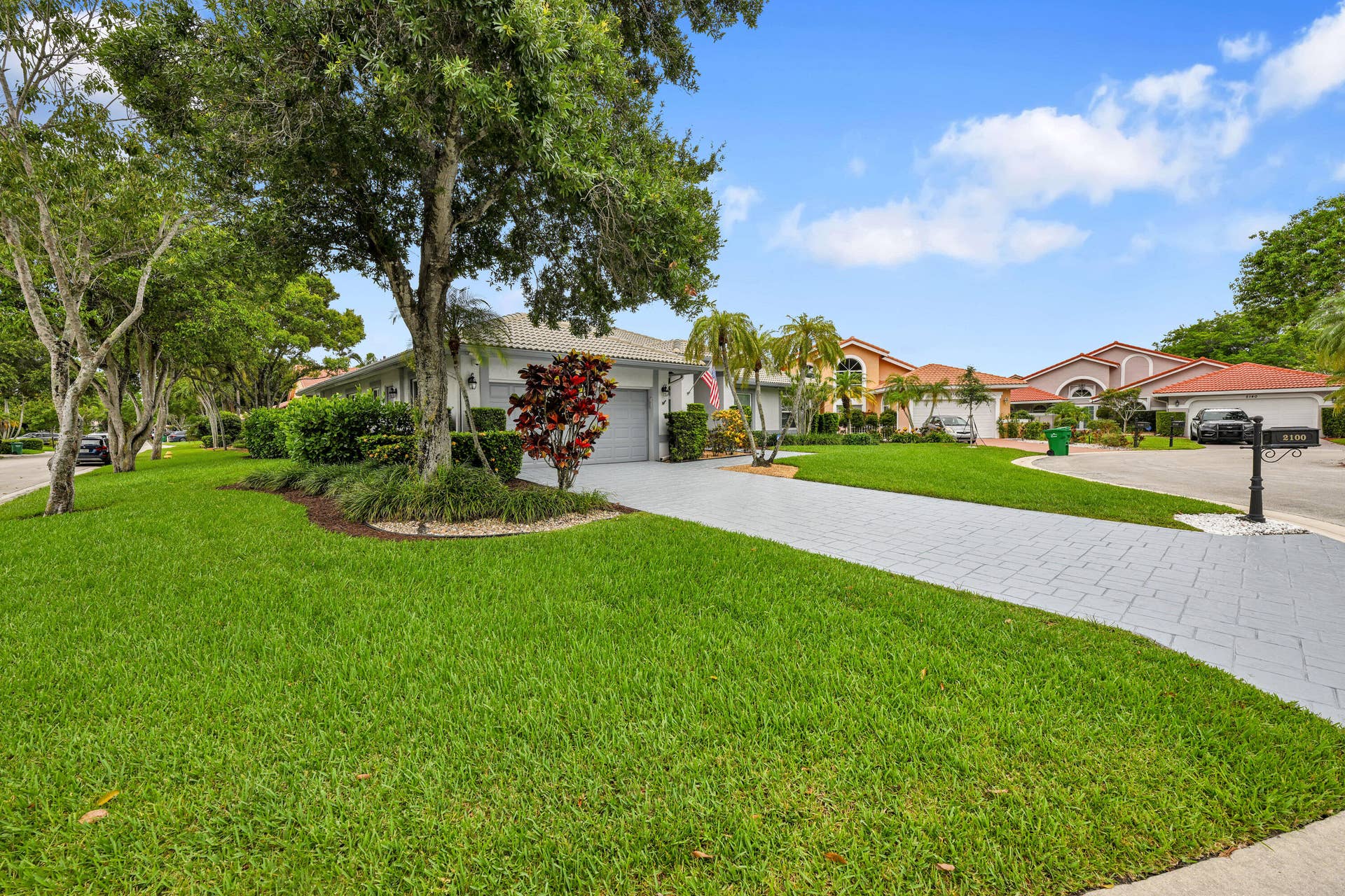 2100 Oakmont Terrace 00009