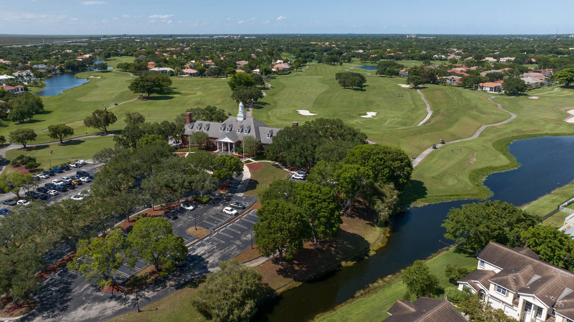 2100 Oakmont_aerial_-18