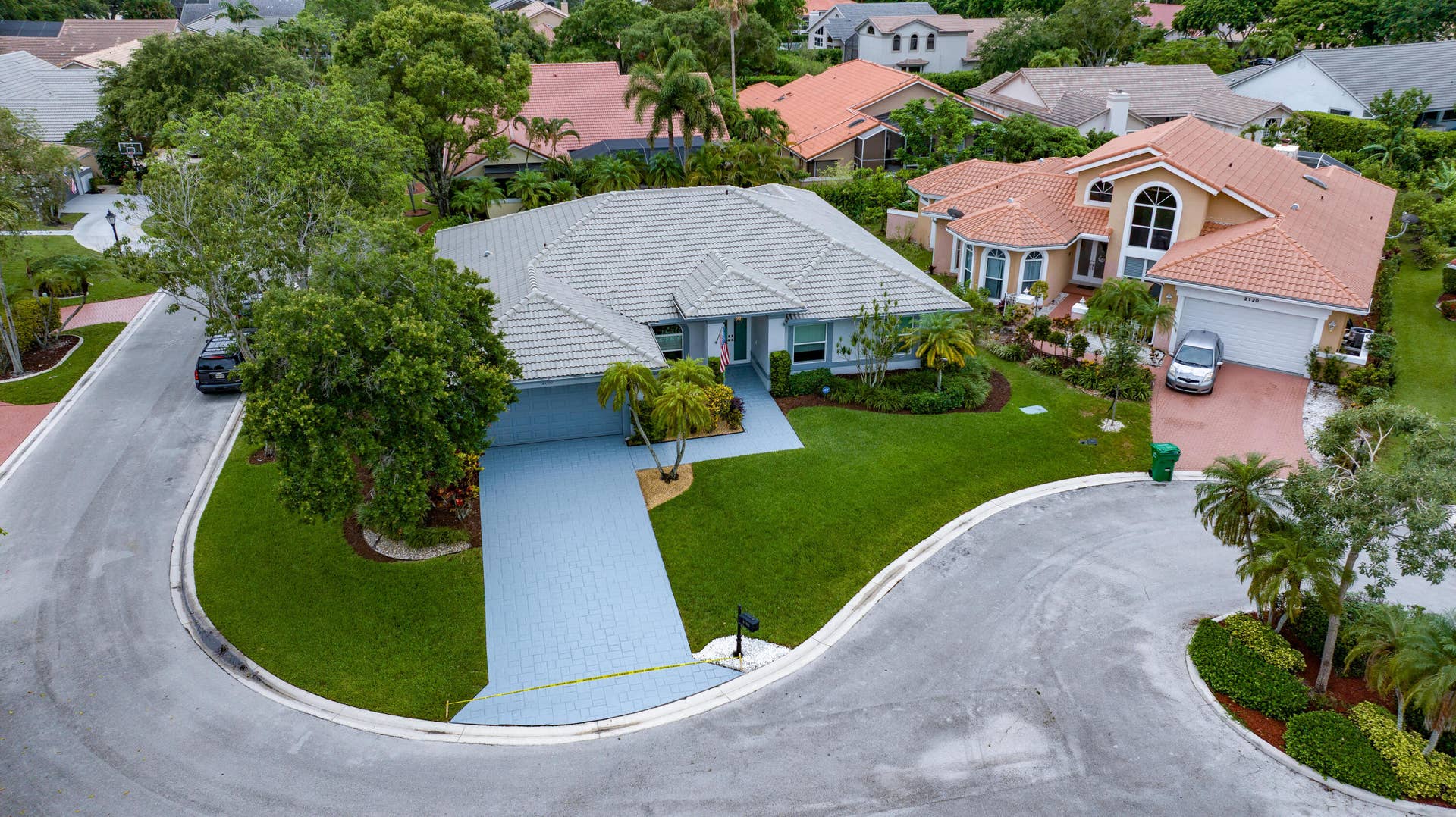 2100 Oakmont_aerial_-1