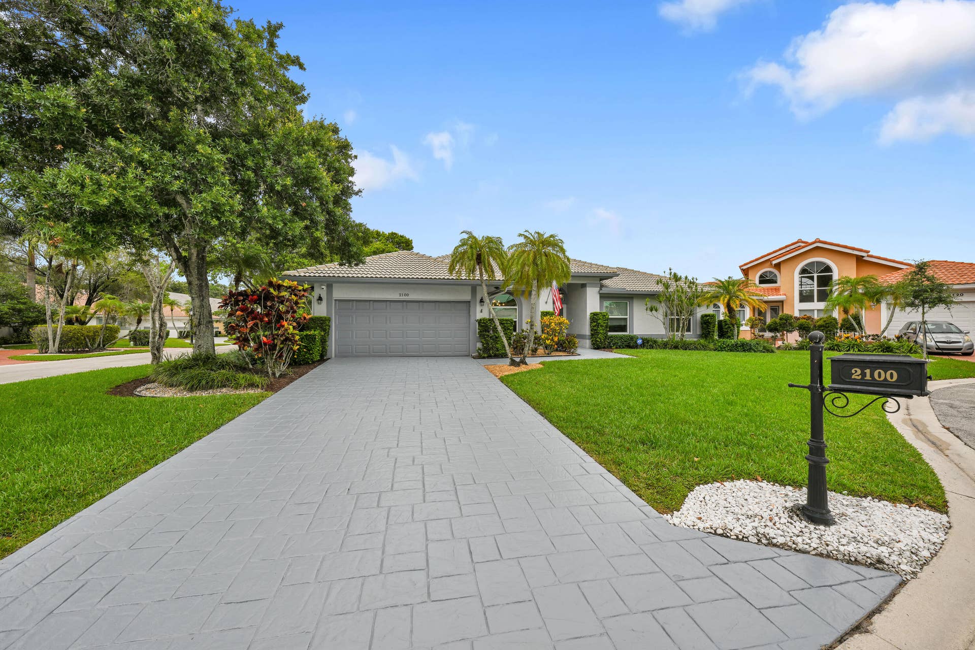 2100 Oakmont Terrace 00008