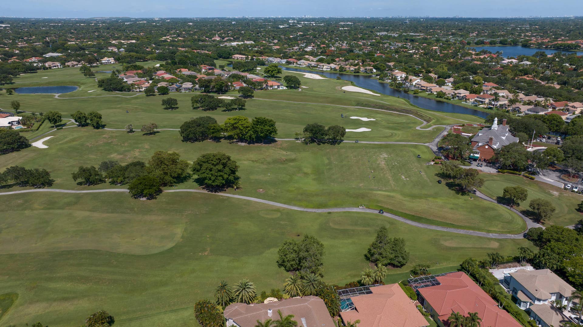 2100 Oakmont_aerial_-21