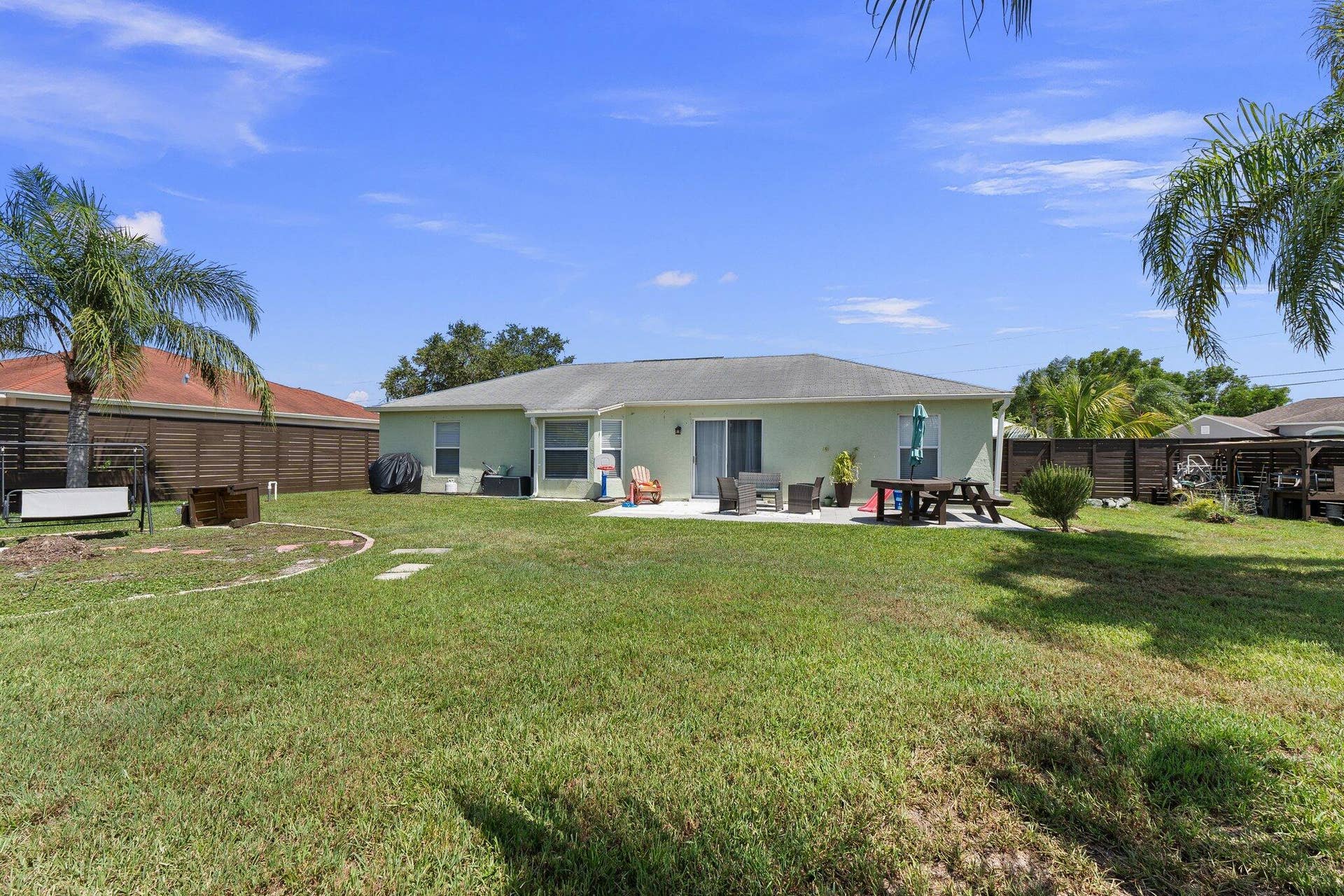 5789 NW Belwood Circle, Port St Lucie, FL 34986 b21
