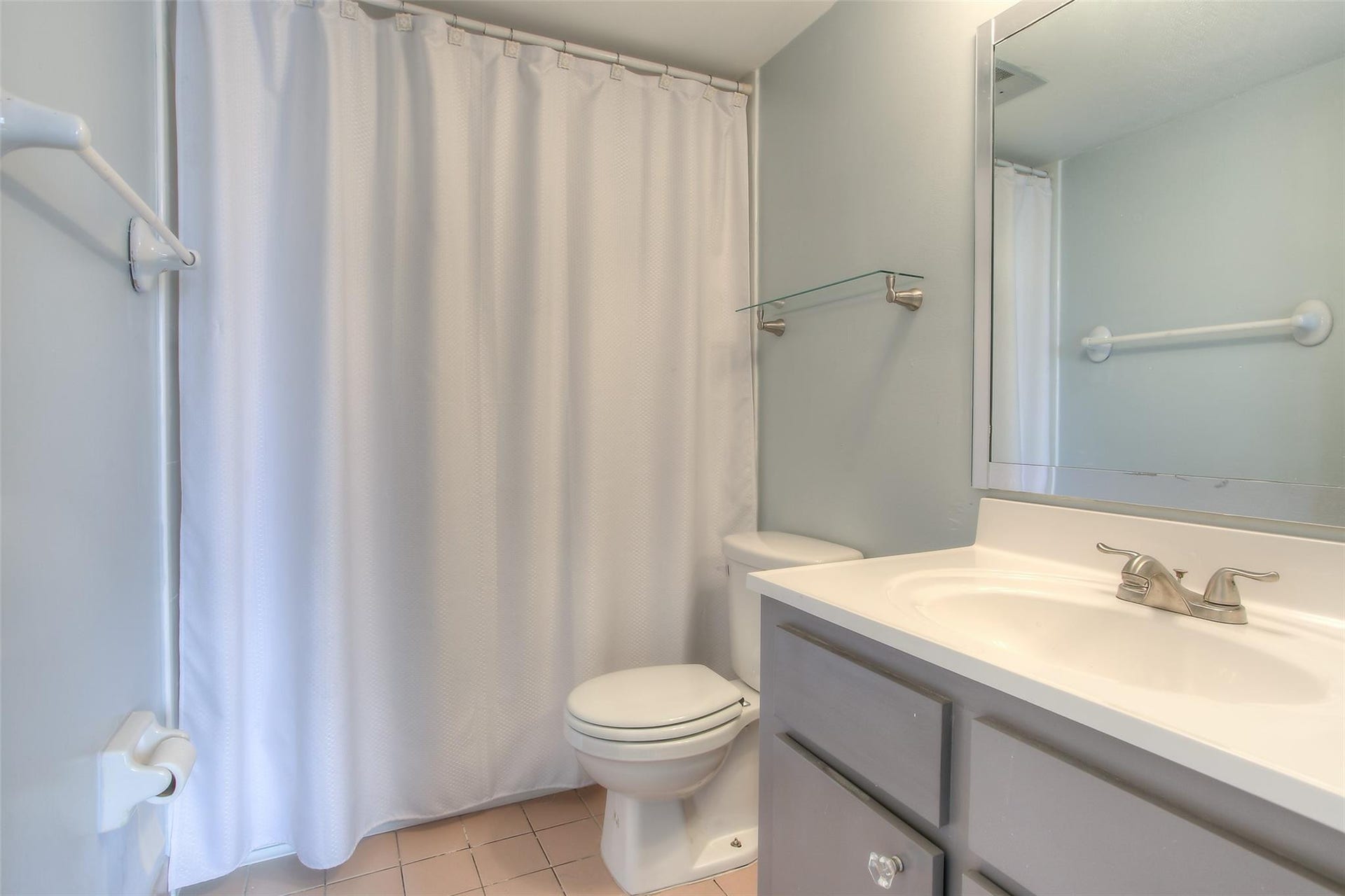 2500 W 67TH Place, #22-26, Hialeah, FL 33016 Photo 10