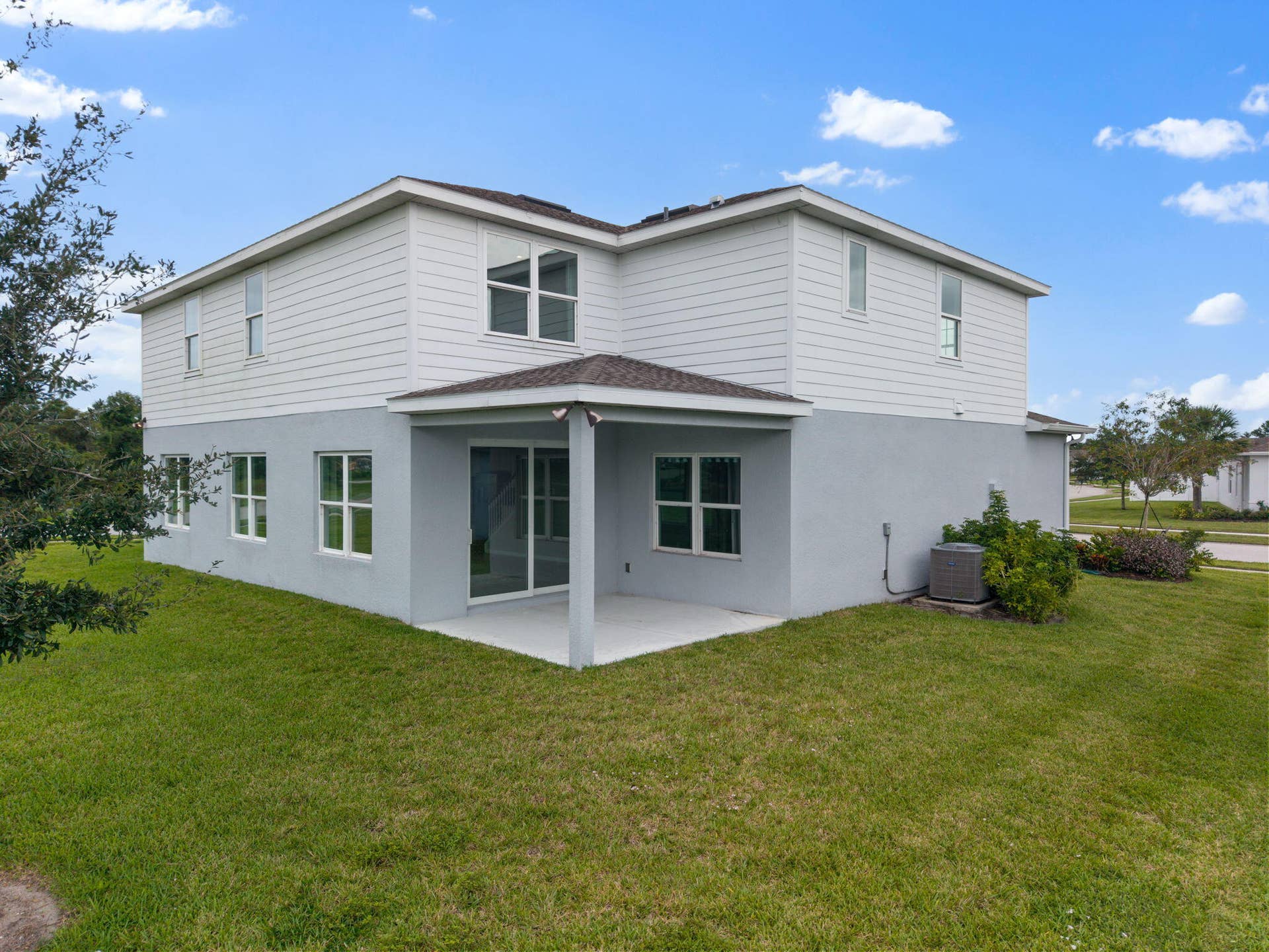 6555 POMELLO Court, Vero Beach, FL 32967 73-web-or-mls-DJI_20261006120040_0095_D