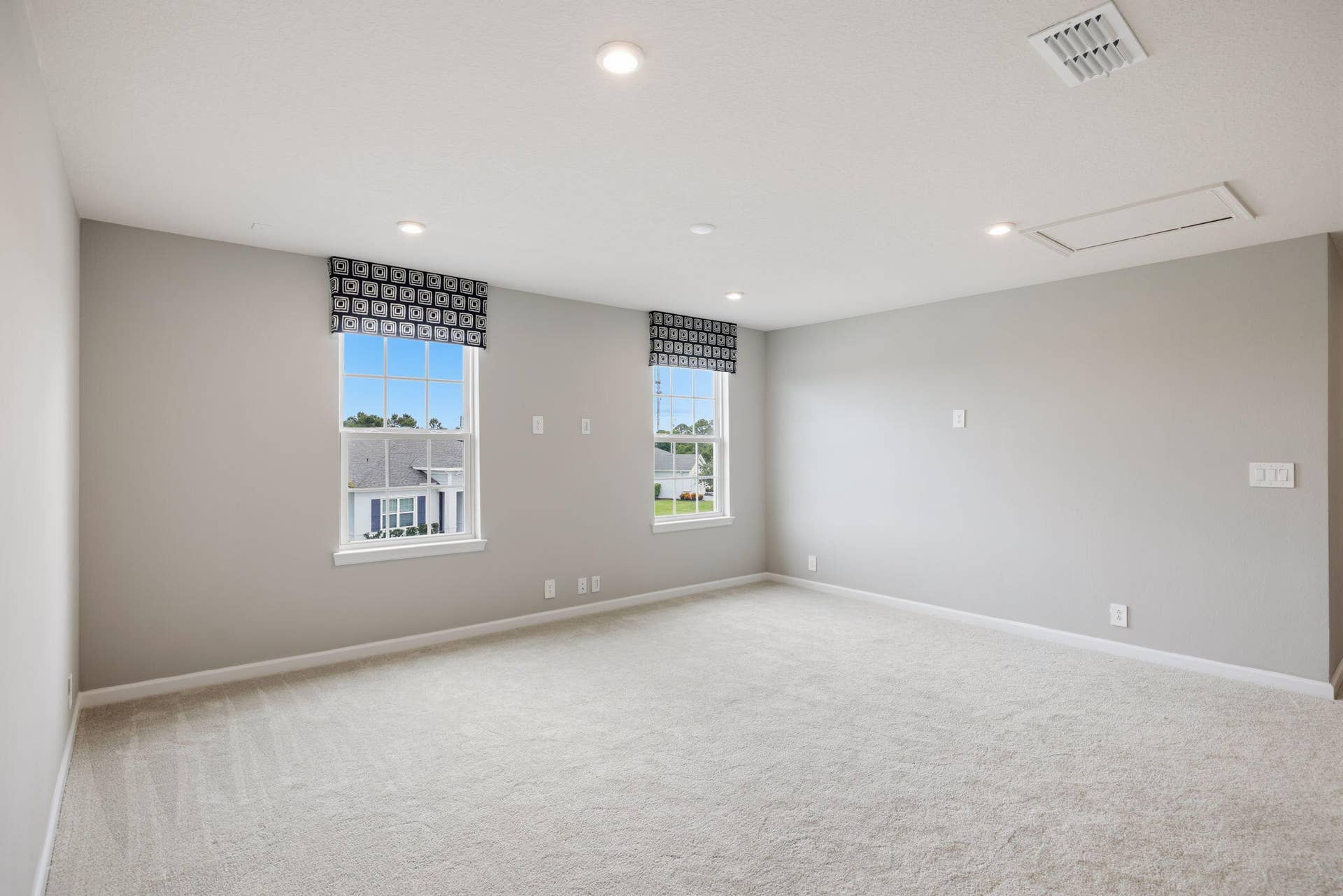 6555 POMELLO Court, Vero Beach, FL 32967 25-web-or-mls-0B2A7324