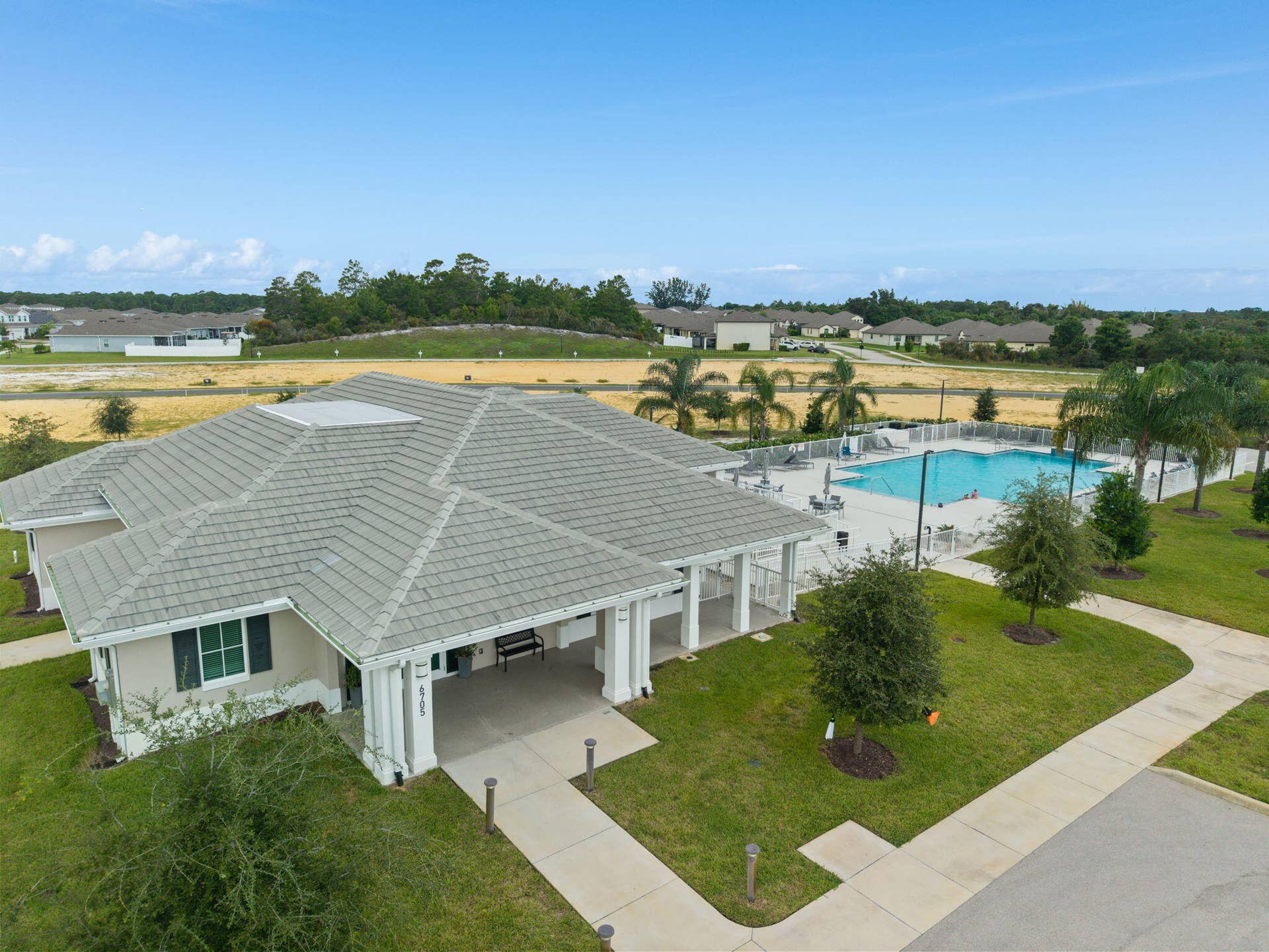 6555 POMELLO Court, Vero Beach, FL 32967 60-web-or-mls-DJI_20261006114933_0020_D