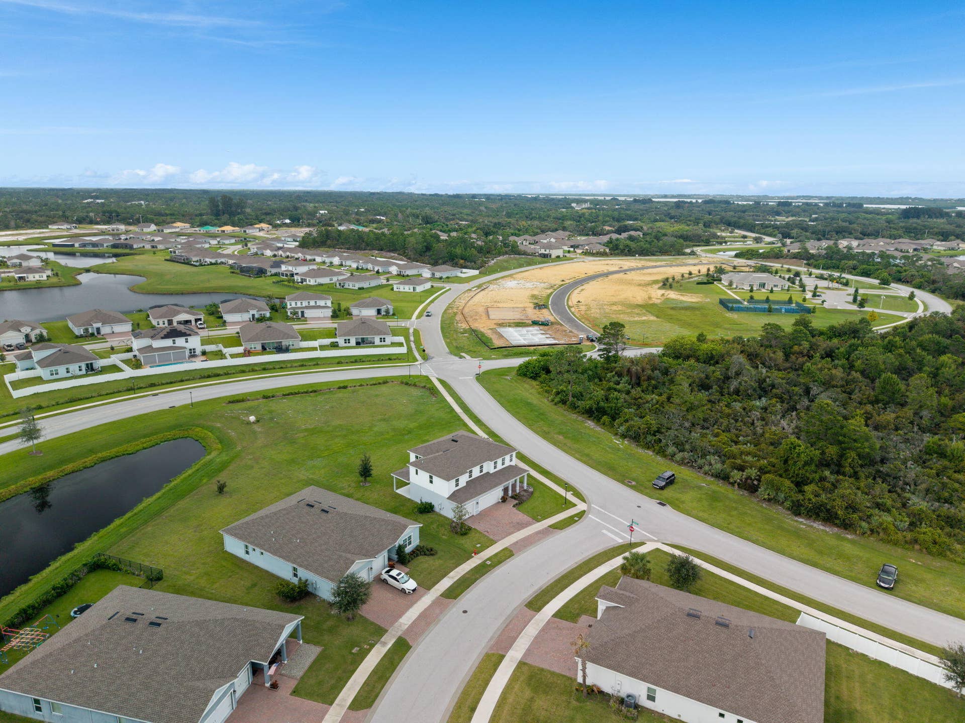 6555 POMELLO Court, Vero Beach, FL 32967 71-web-or-mls-DJI_20261006115953_0085_D